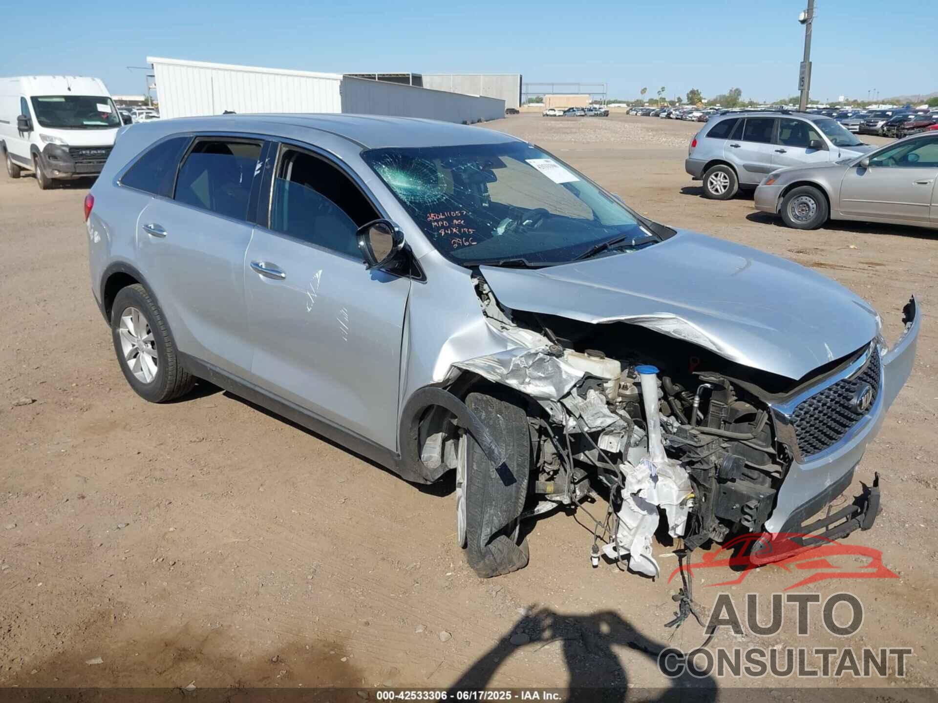 KIA SORENTO 2017 - 5XYPG4A33HG262966