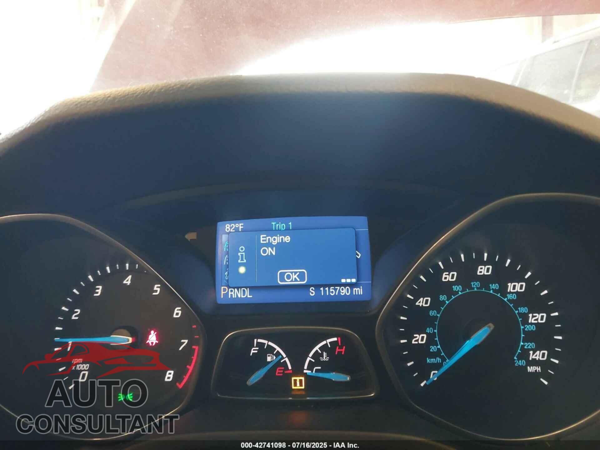FORD FOCUS 2014 - 1FADP3F2XEL137403