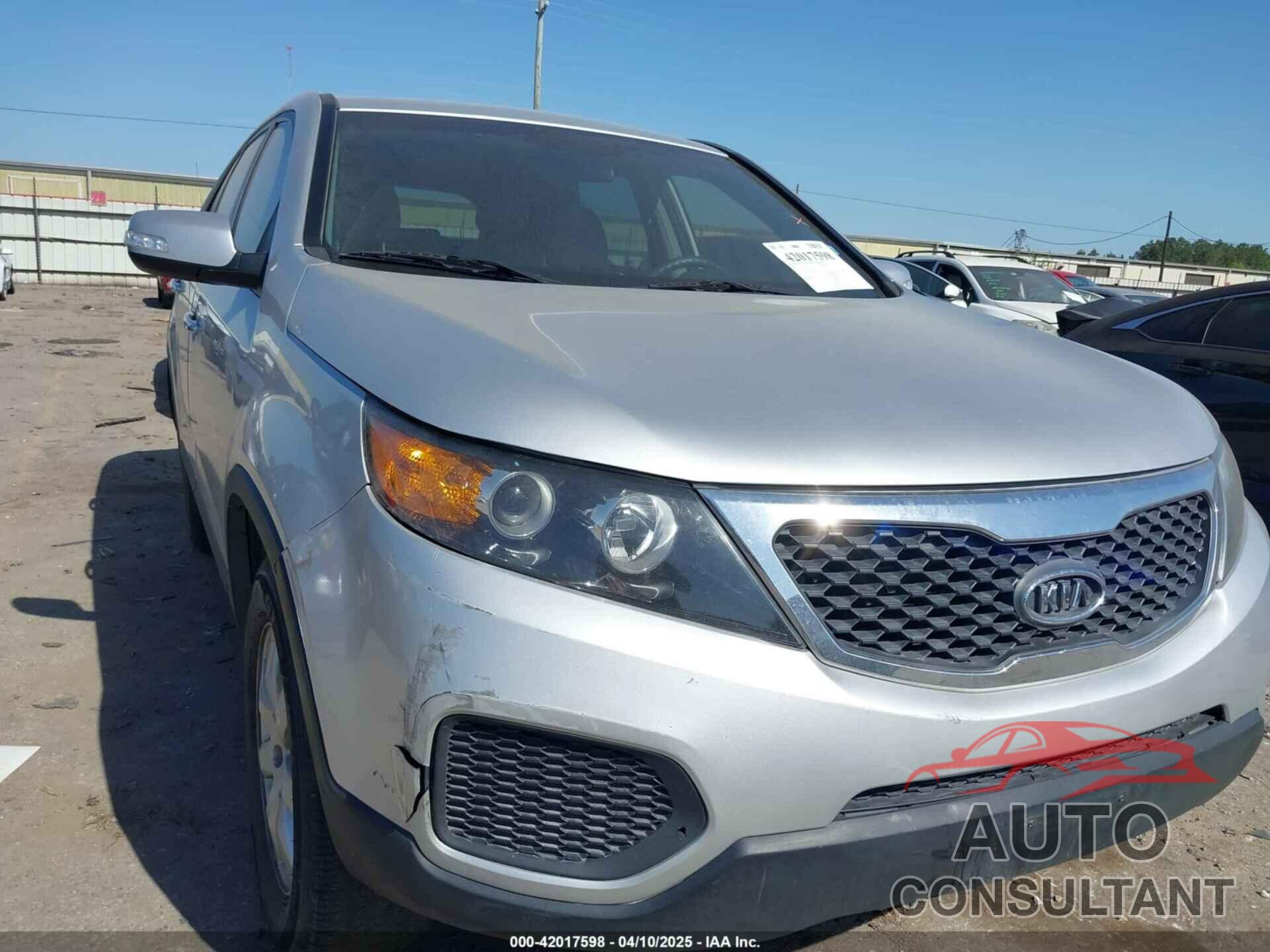 KIA SORENTO 2012 - 5XYKT3A12CG195106
