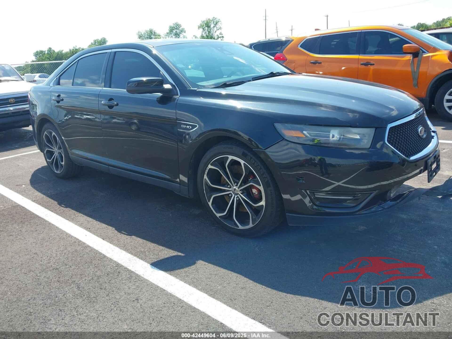FORD TAURUS 2013 - 1FAHP2KT1DG135962