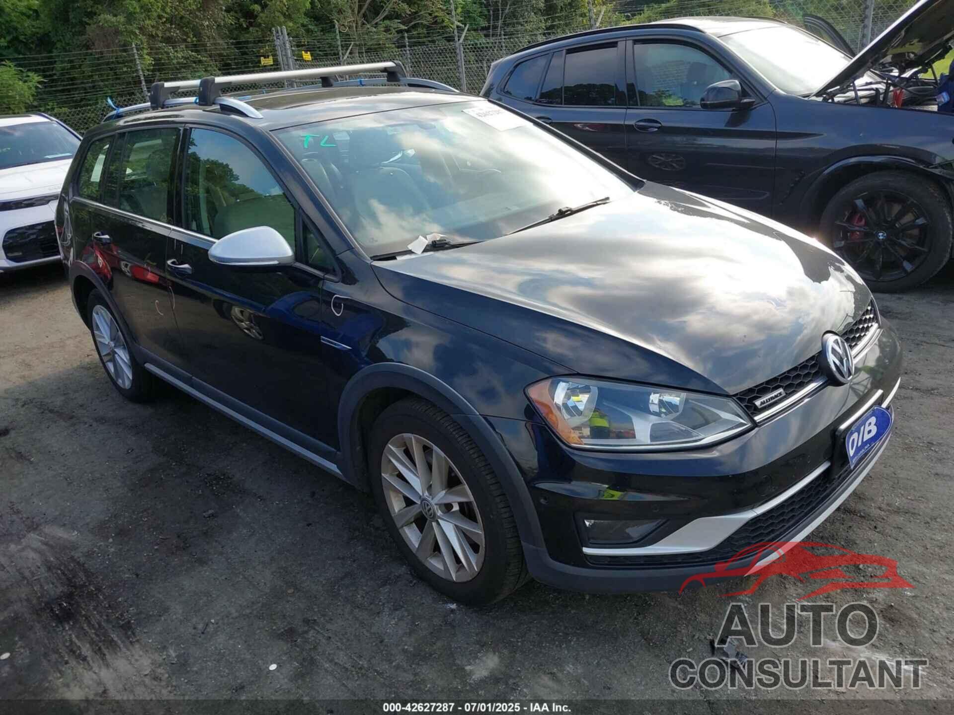 VOLKSWAGEN GOLF ALLTRACK 2017 - 3VWH17AUXHM514700