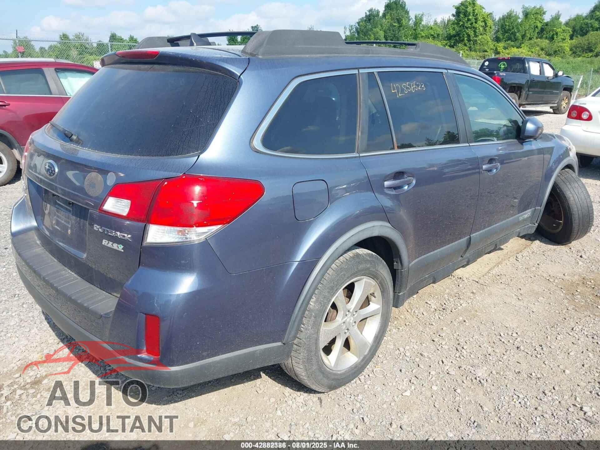 SUBARU OUTBACK 2013 - 4S4BRBKC8D3267453