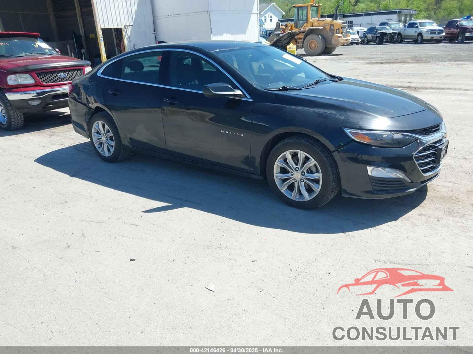 CHEVROLET MALIBU 2021 - 1G1ZD5ST3MF066165