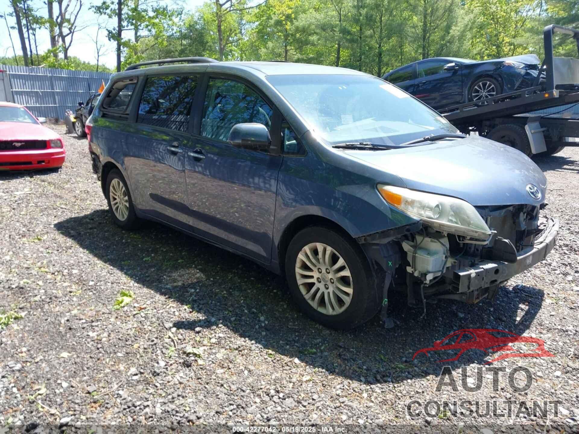 TOYOTA SIENNA 2017 - 5TDYZ3DC0HS785627