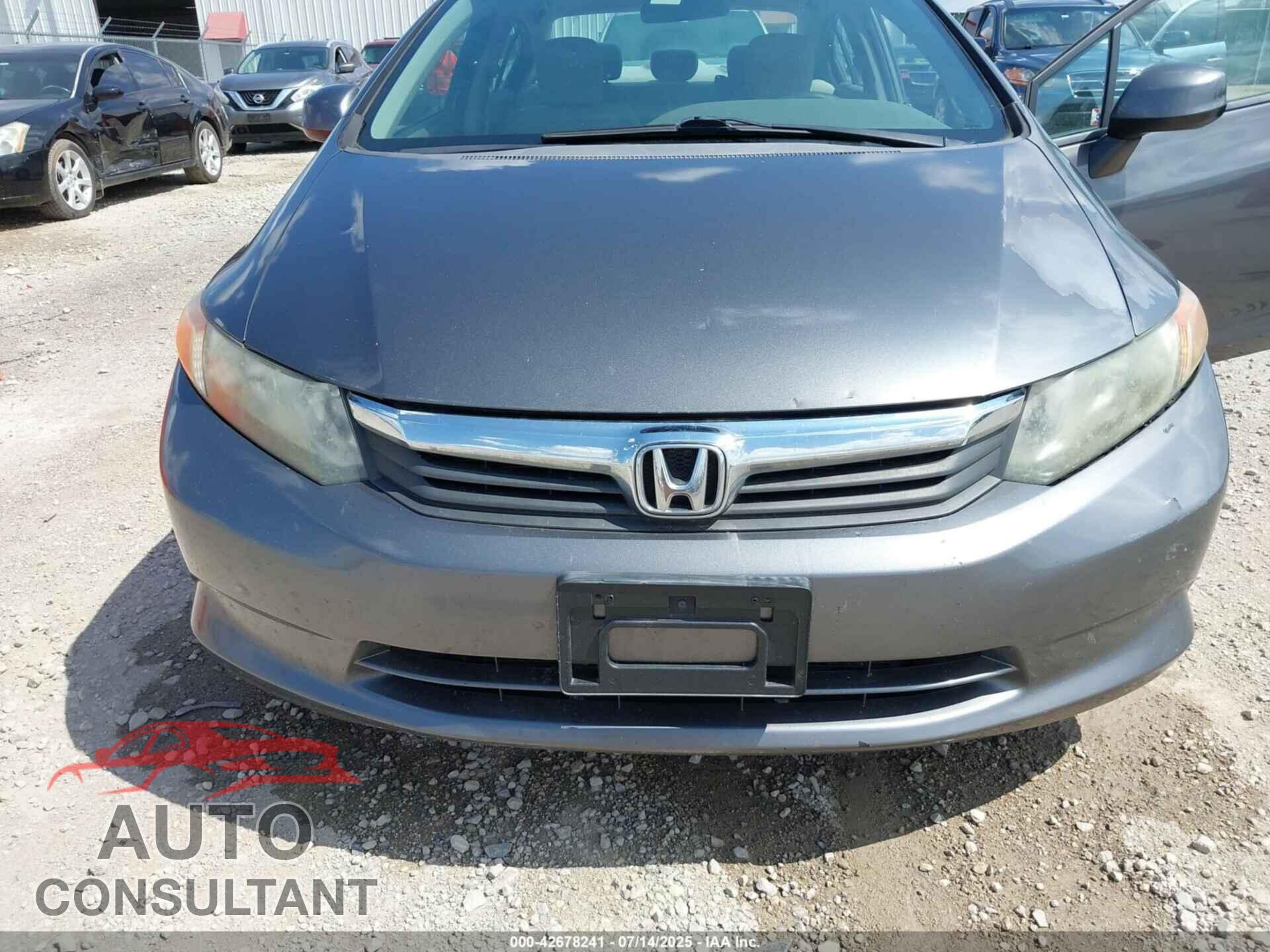 HONDA CIVIC 2012 - 2HGFB2F60CH556919