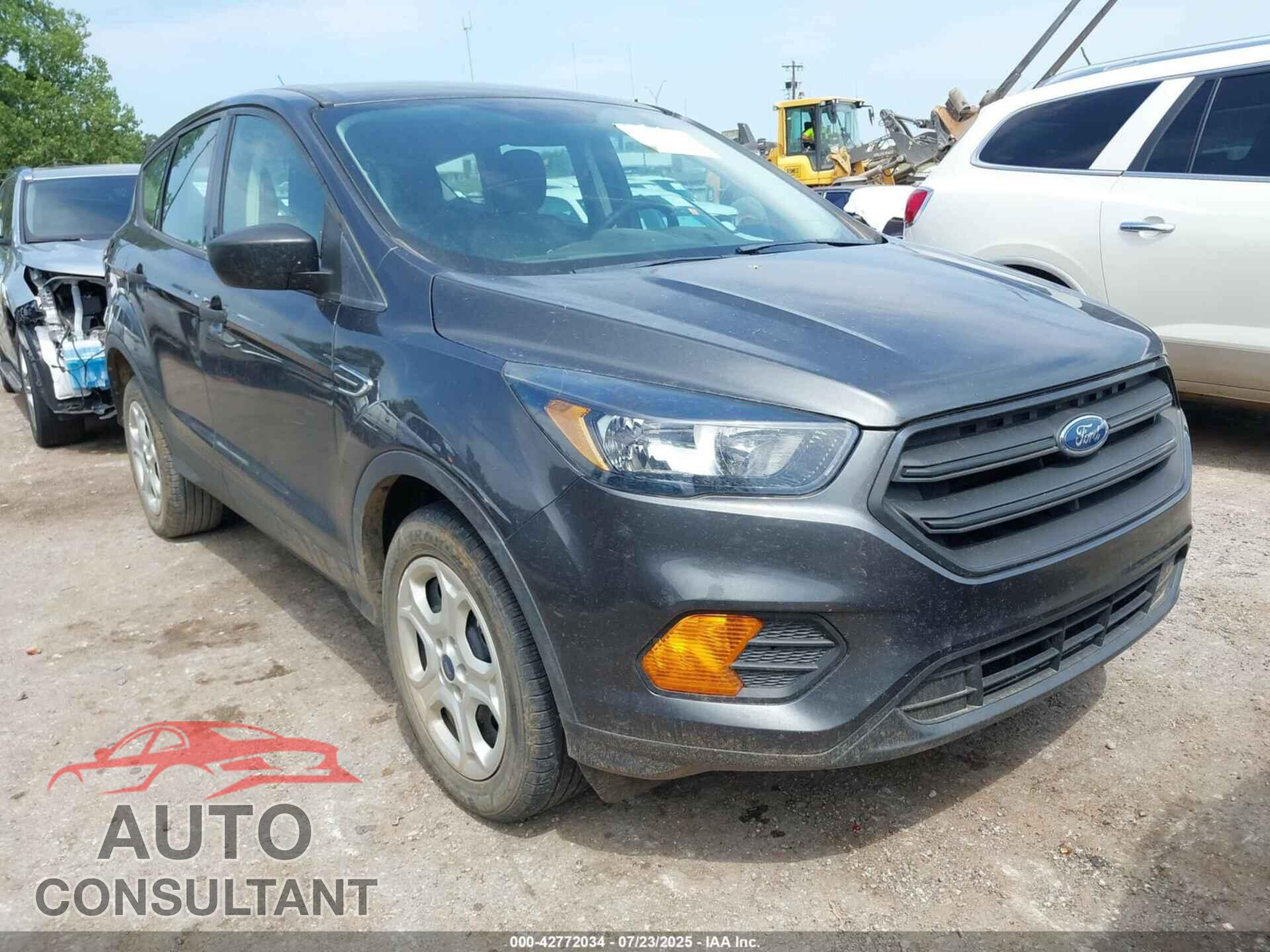 FORD ESCAPE 2018 - 1FMCU0F76JUD43679