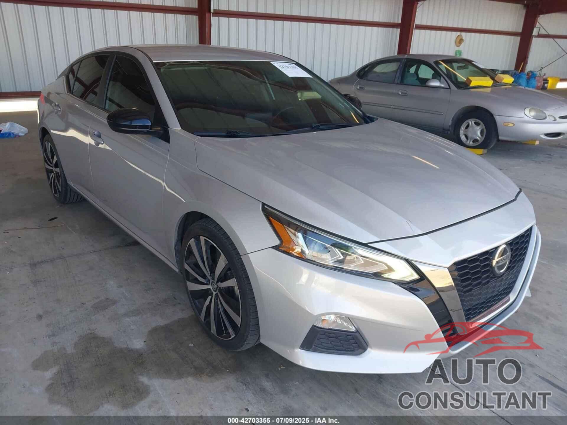 NISSAN ALTIMA 2019 - 1N4BL4CV9KC171030