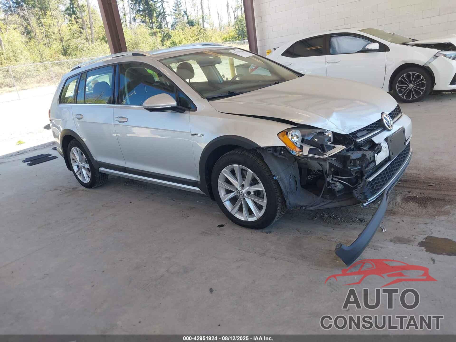 VOLKSWAGEN GOLF ALLTRACK 2017 - 3VWH17AU2HM526887