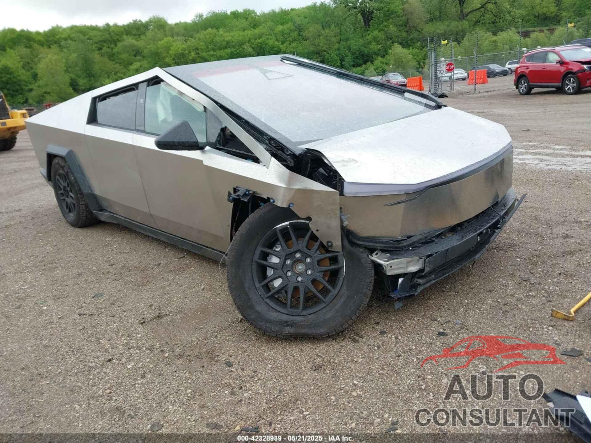 TESLA CYBERTRUCK 2025 - 7G2CEHED4SA069152