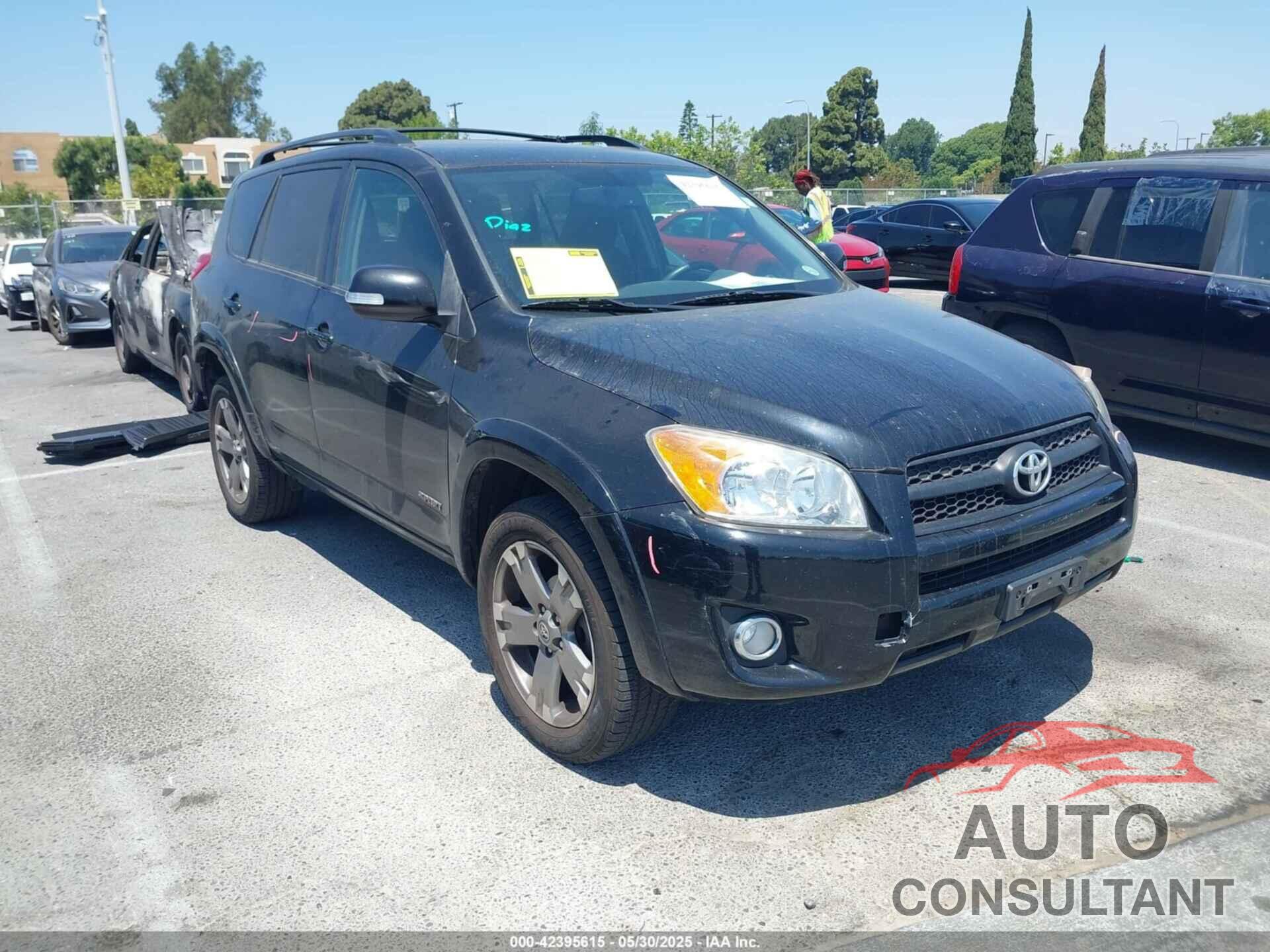 TOYOTA RAV4 2011 - JTMWF4DVXB5041473