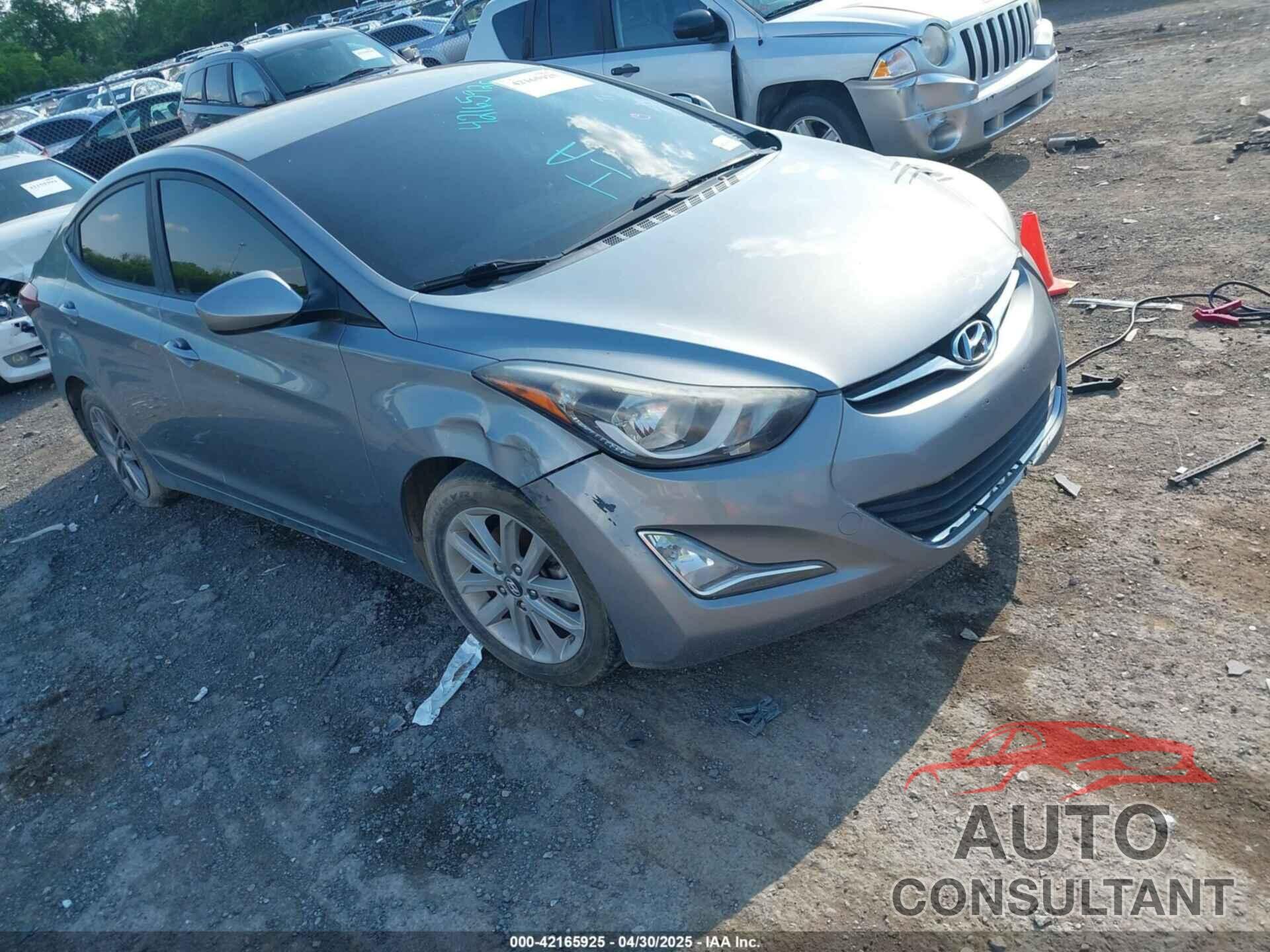 HYUNDAI ELANTRA 2015 - KMHDH4AE3FU420702