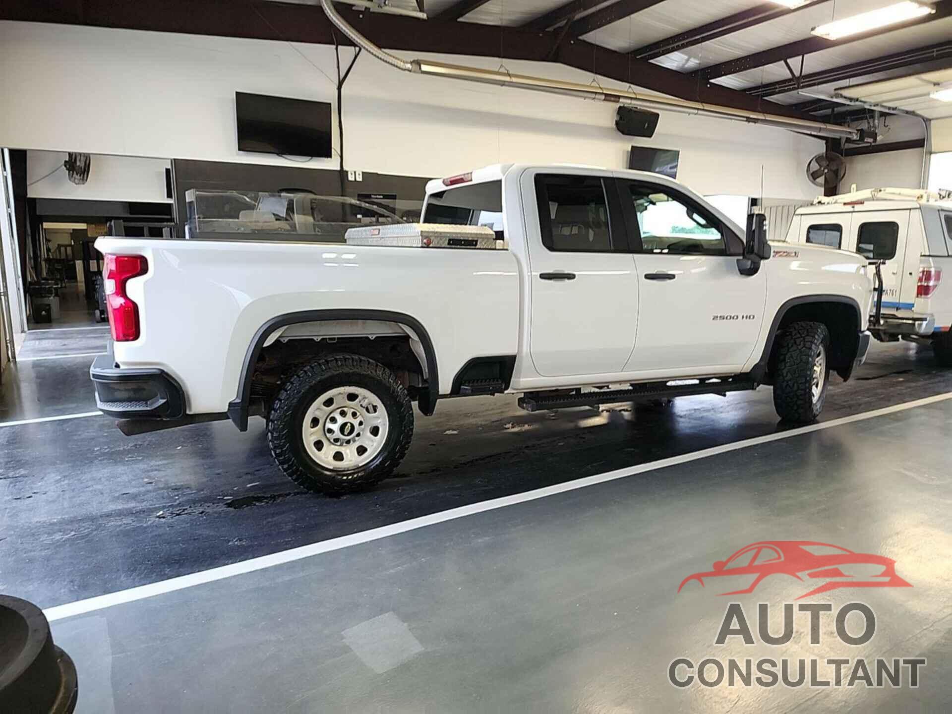 CHEVROLET SILVERADO 2022 - 1GC2YLE71NF184801