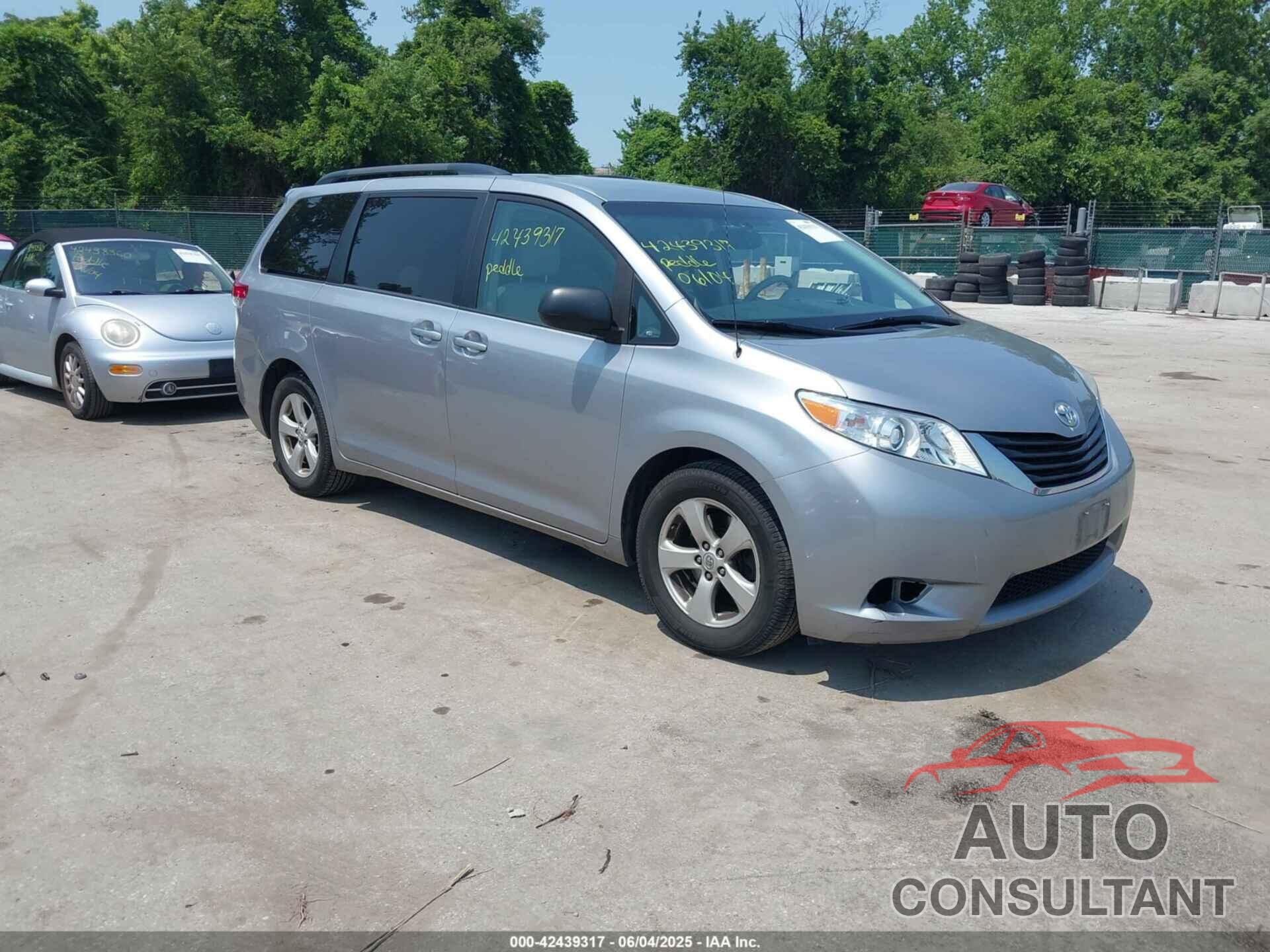 TOYOTA SIENNA 2012 - 5TDKK3DC0CS210995