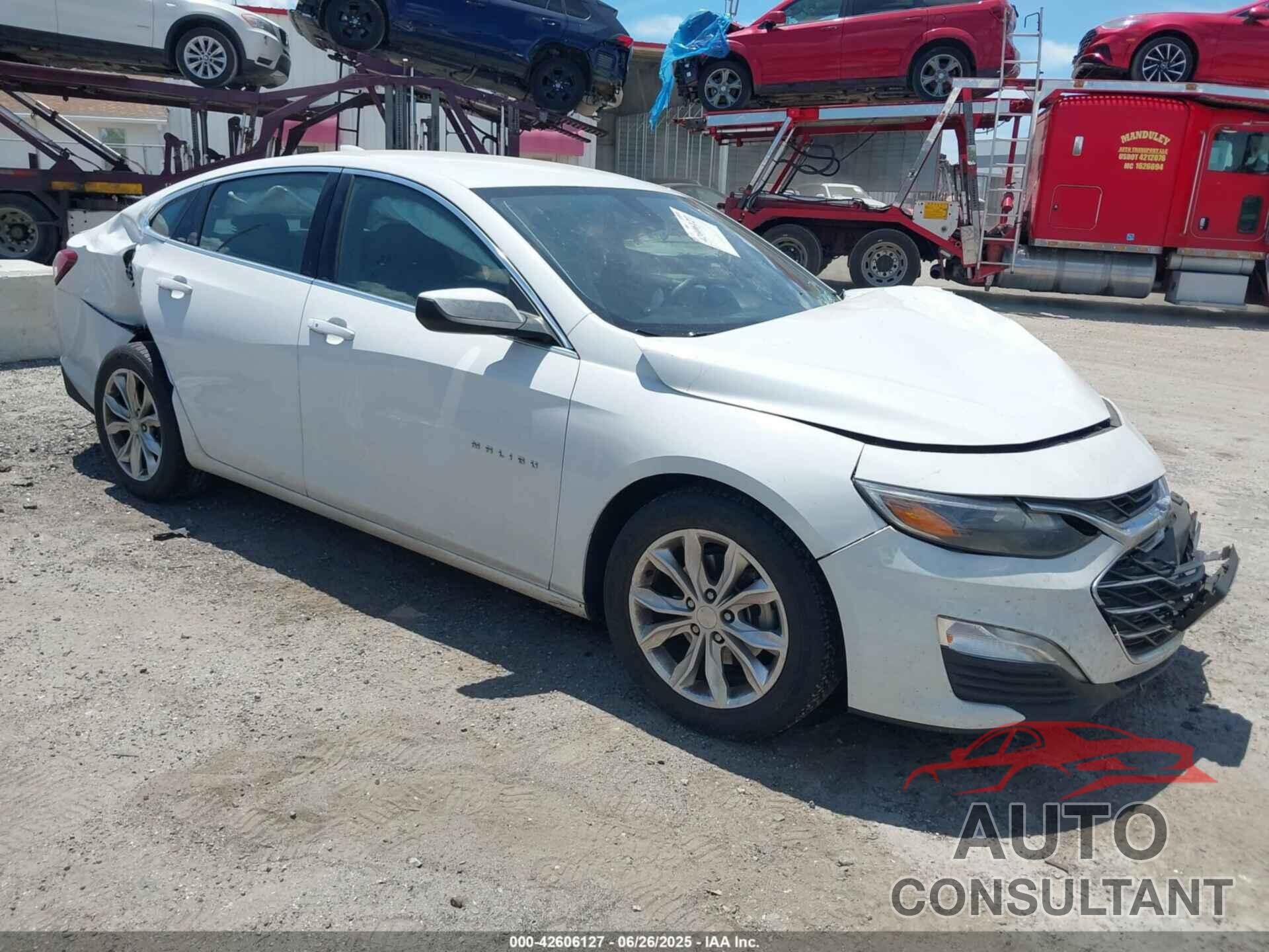 CHEVROLET MALIBU 2020 - 1G1ZD5ST1LF092357