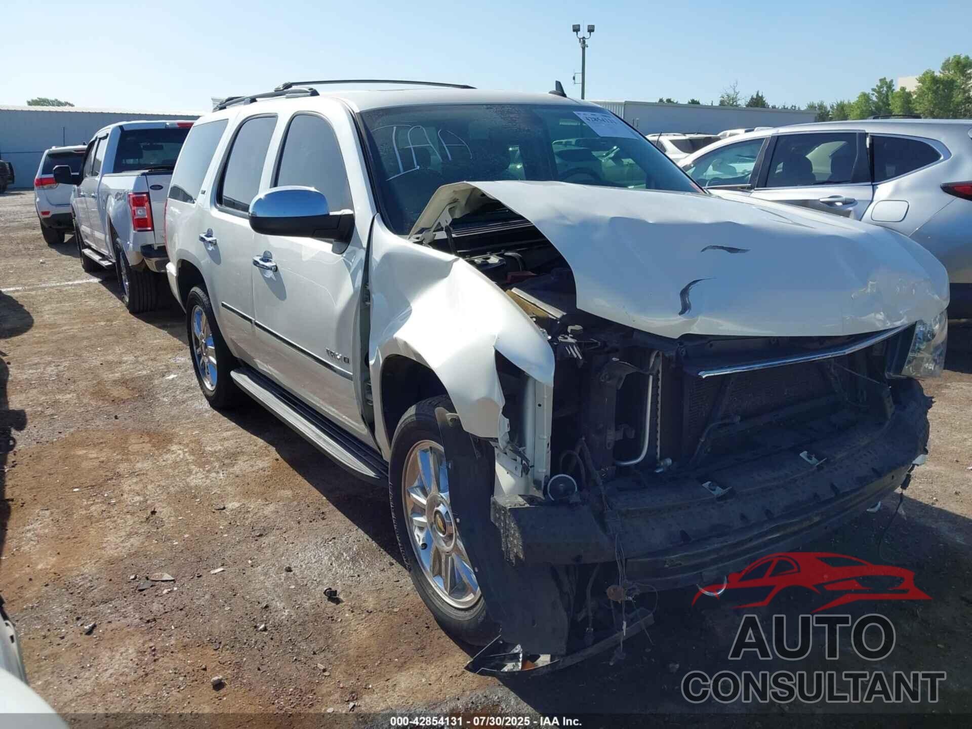 CHEVROLET TAHOE 2010 - 1GNUCCE04AR277838