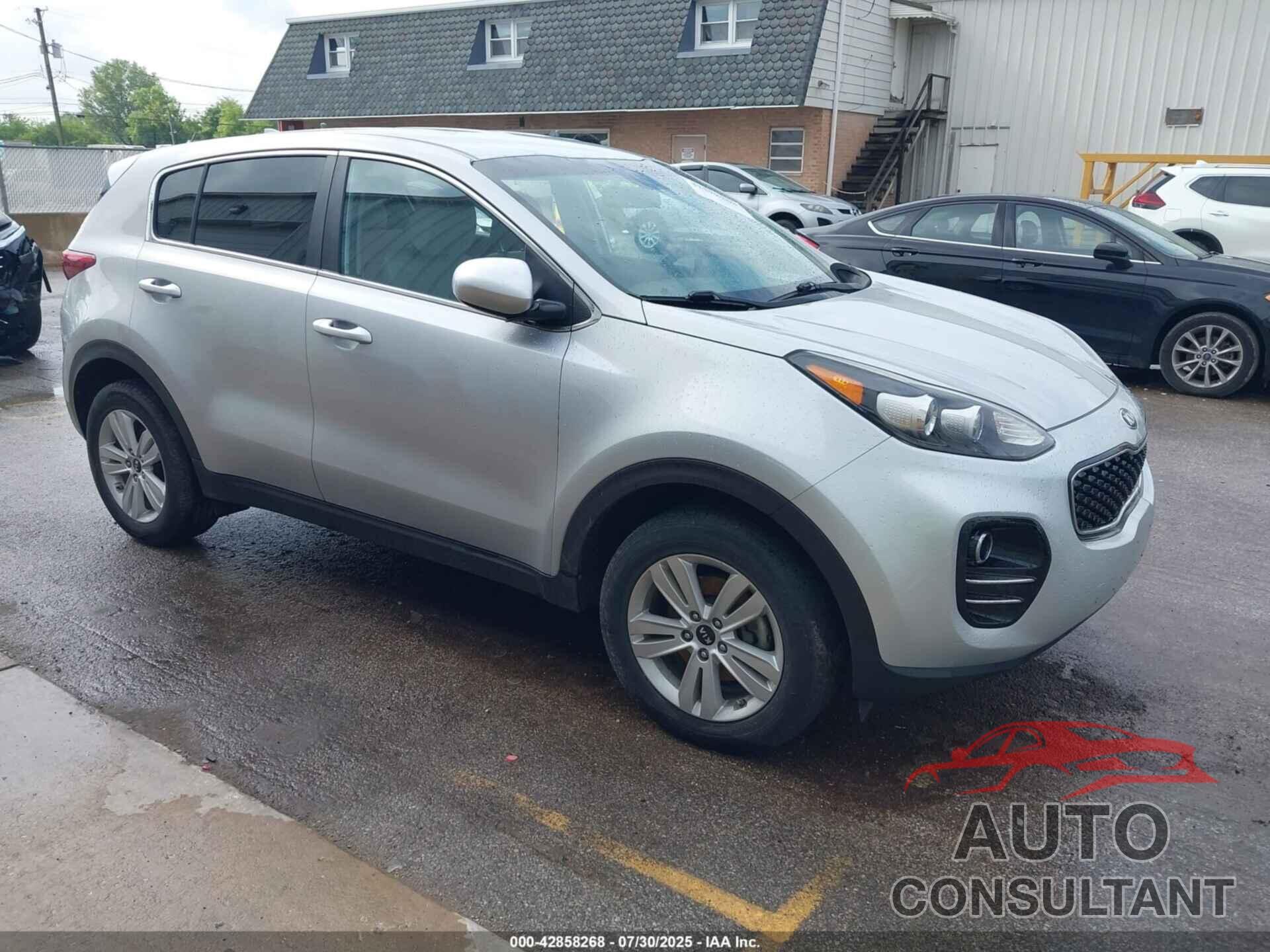 KIA SPORTAGE 2018 - KNDPMCAC9J7411872