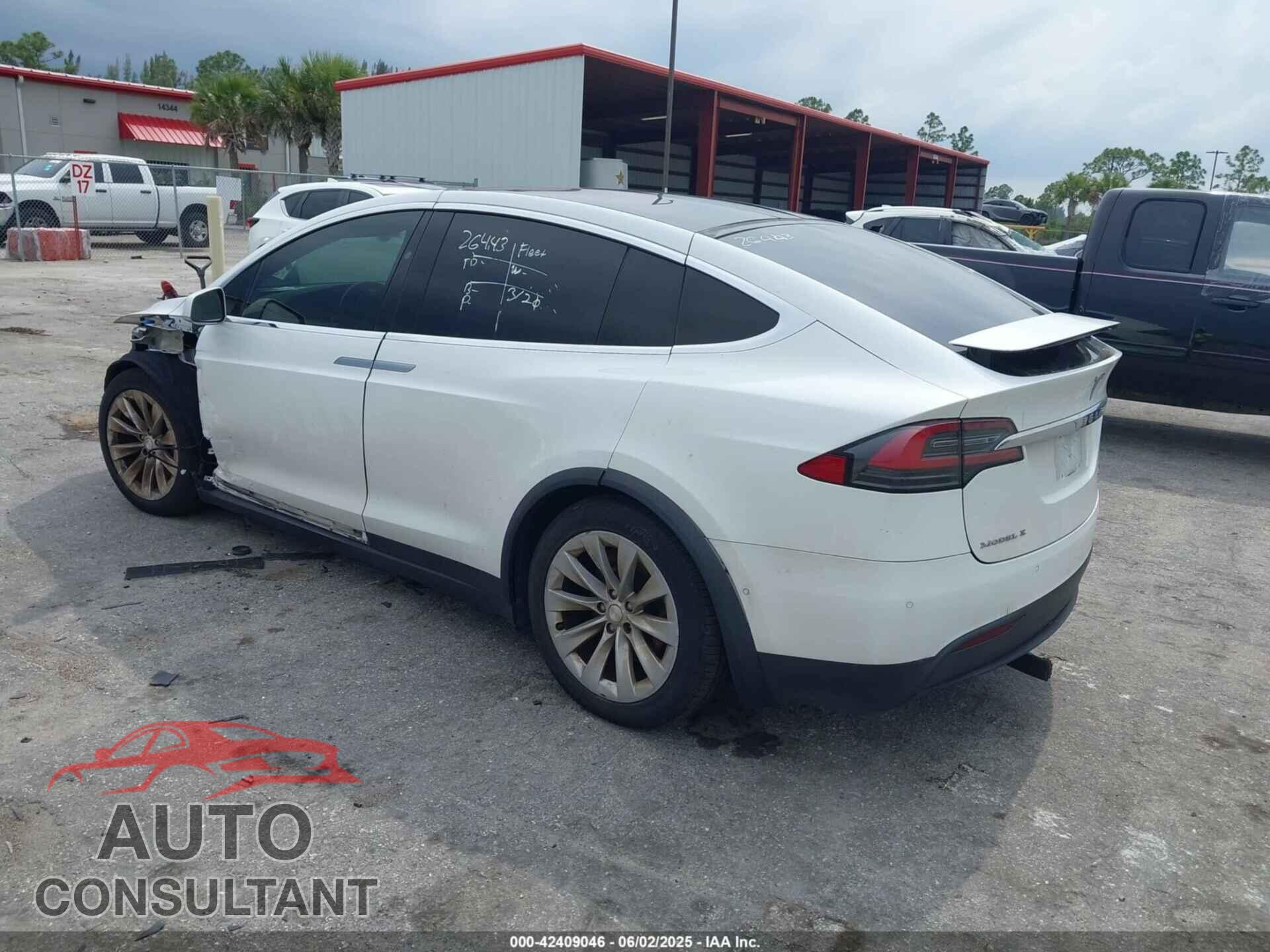 TESLA MODEL X 2017 - 5YJXCBE2XHF043785
