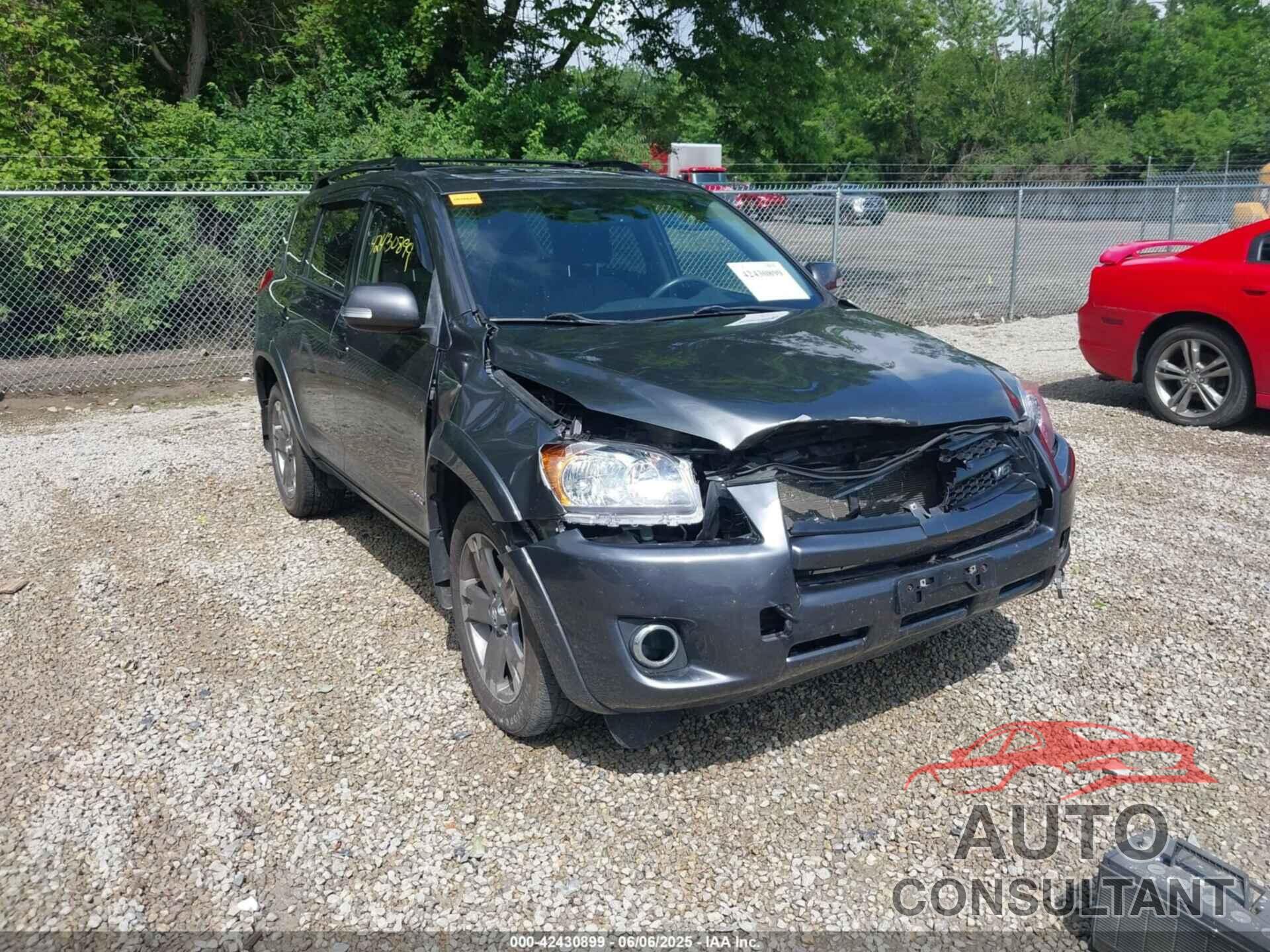 TOYOTA RAV4 2012 - JTMRK4DV9C5107828