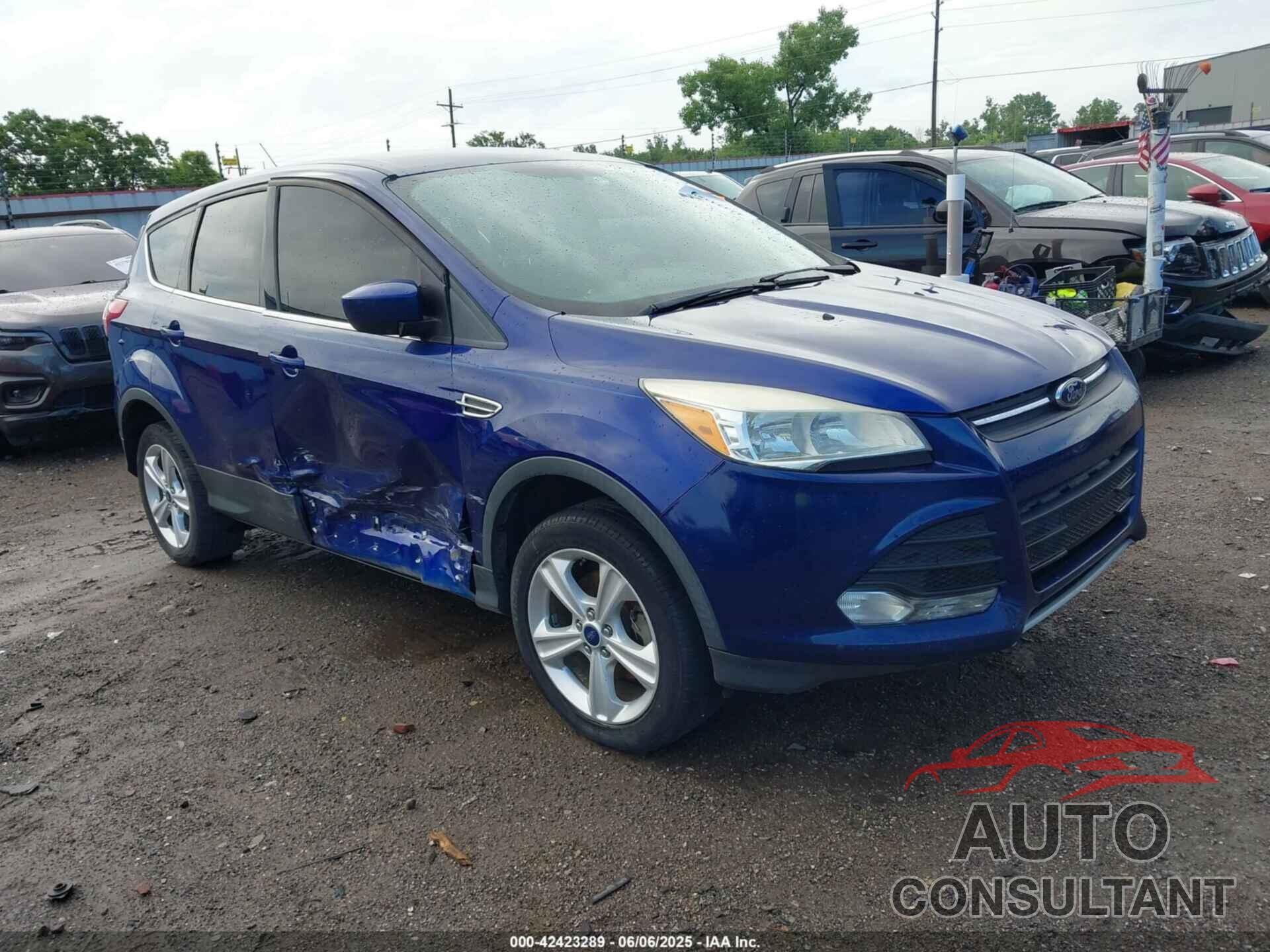 FORD ESCAPE 2015 - 1FMCU0GX5FUB03920