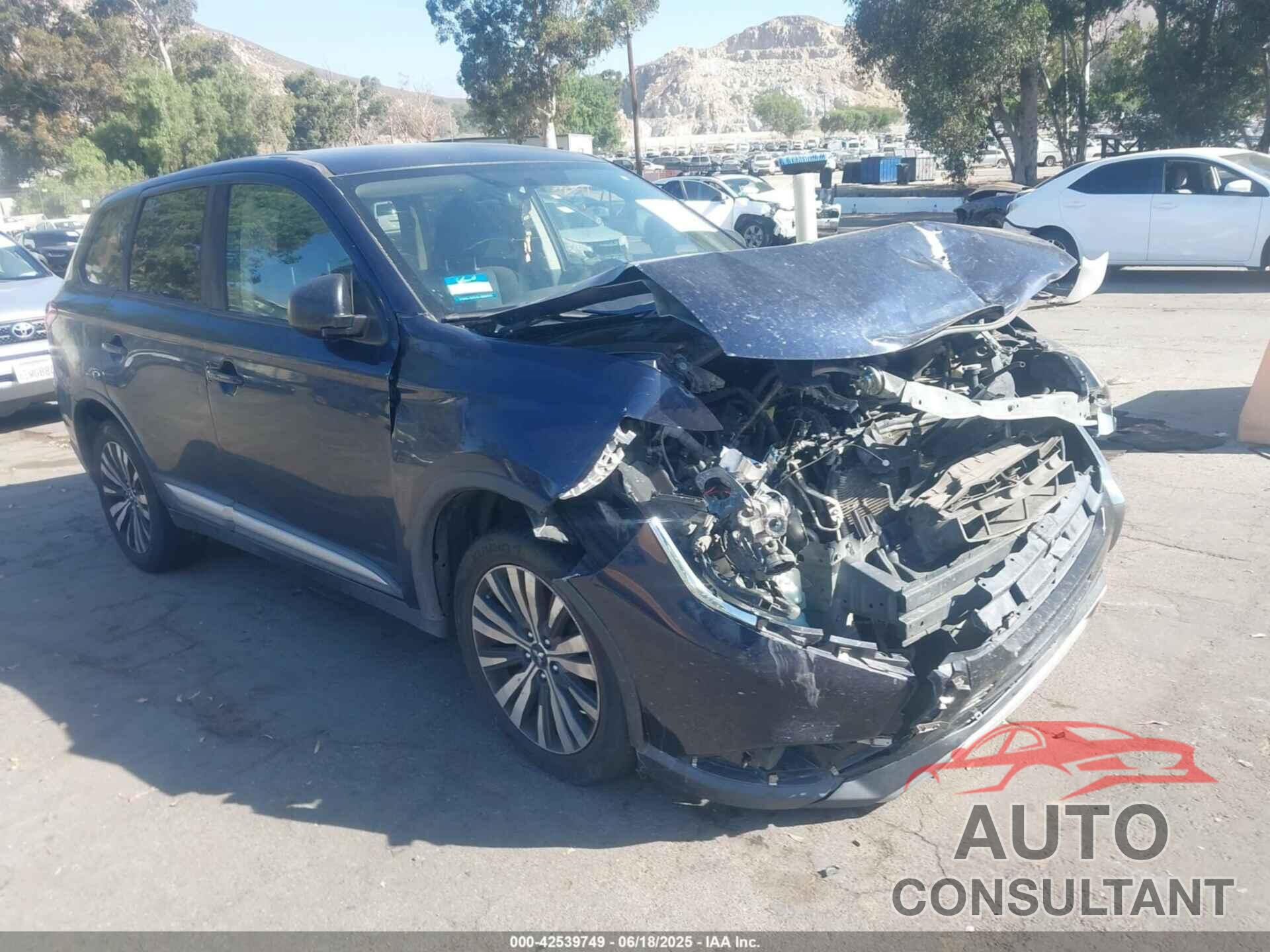 MITSUBISHI OUTLANDER 2020 - JA4AD2A31LZ018515