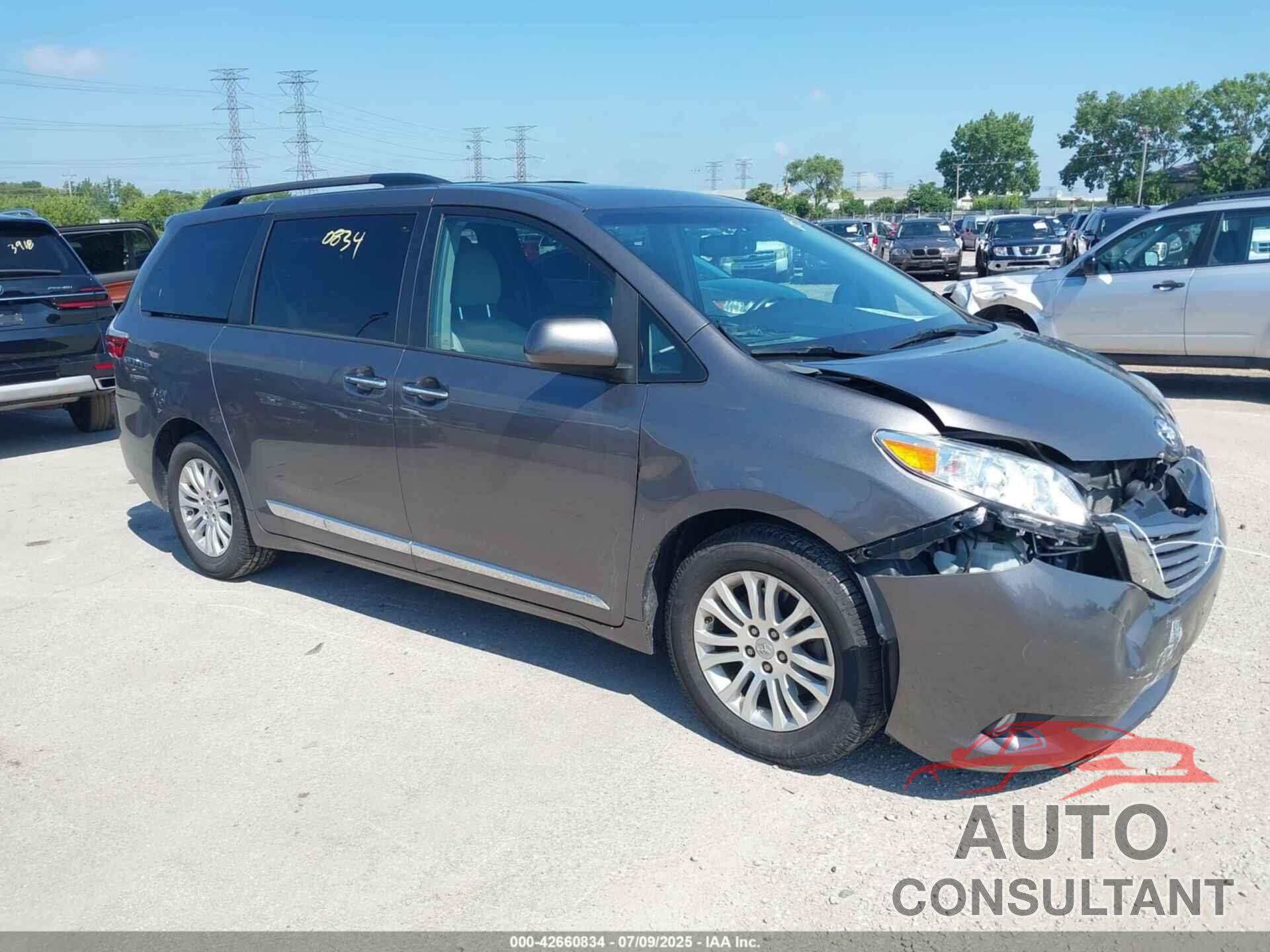 TOYOTA SIENNA 2017 - 5TDYZ3DC4HS896195