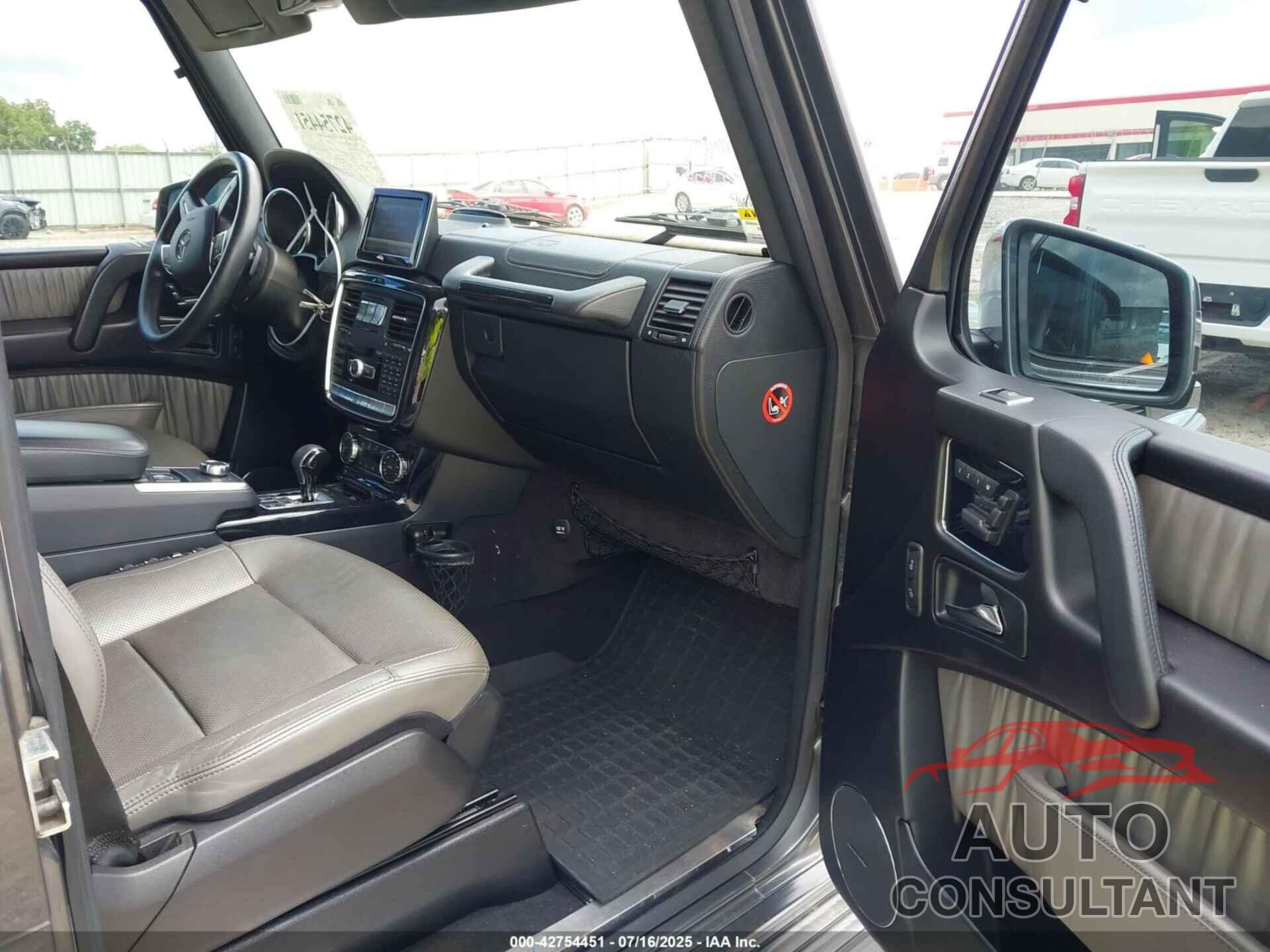 MERCEDES-BENZ G 550 2015 - WDCYC3HF3FX230145