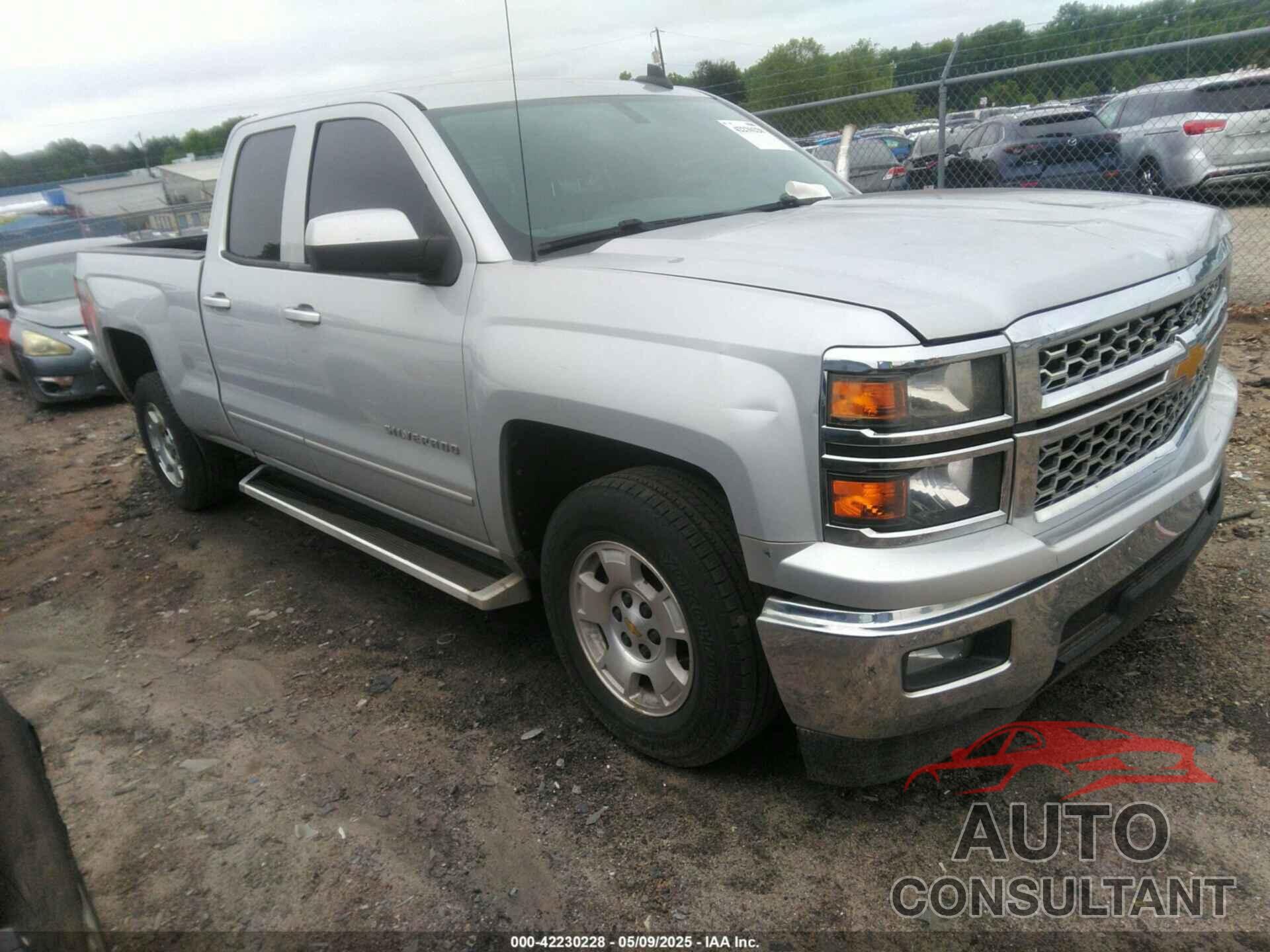 CHEVROLET SILVERADO 1500 2015 - 1GCRCREC9FZ409401