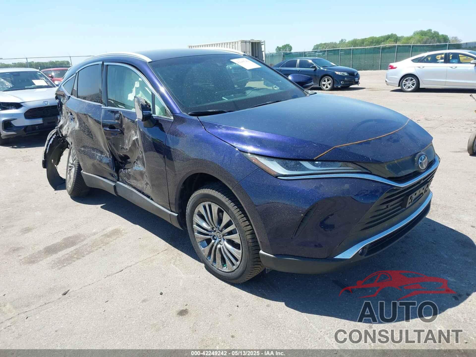 TOYOTA VENZA 2022 - JTEAAAAH9NJ091682