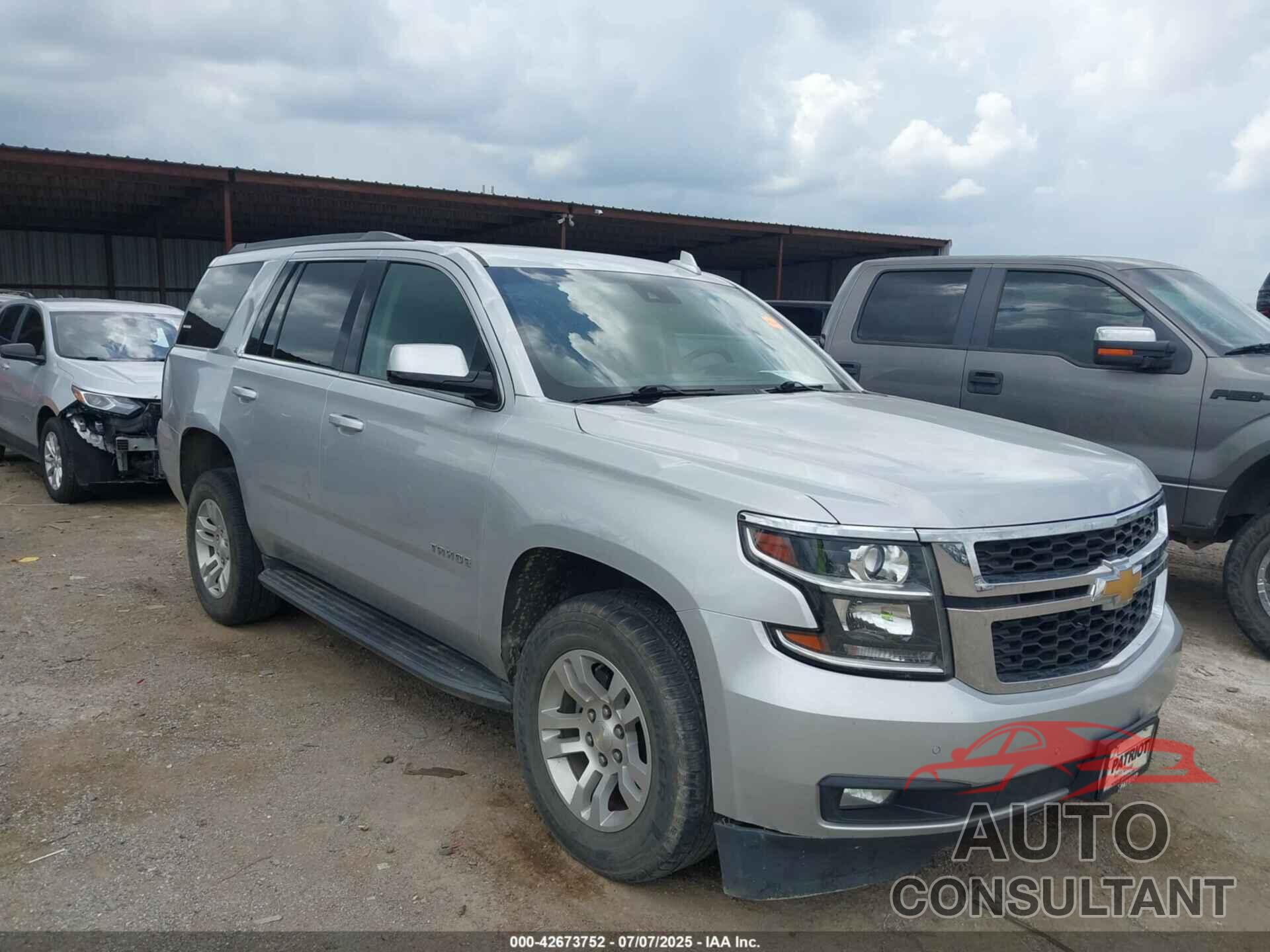 CHEVROLET TAHOE 2018 - 1GNSCBKC3JR370866
