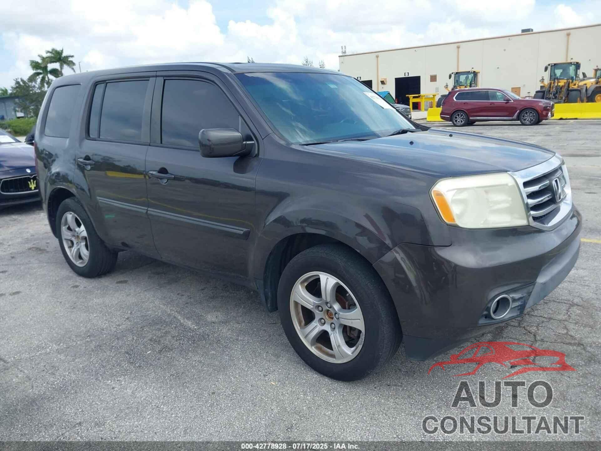 HONDA PILOT 2012 - 5FNYF3H69CB028235