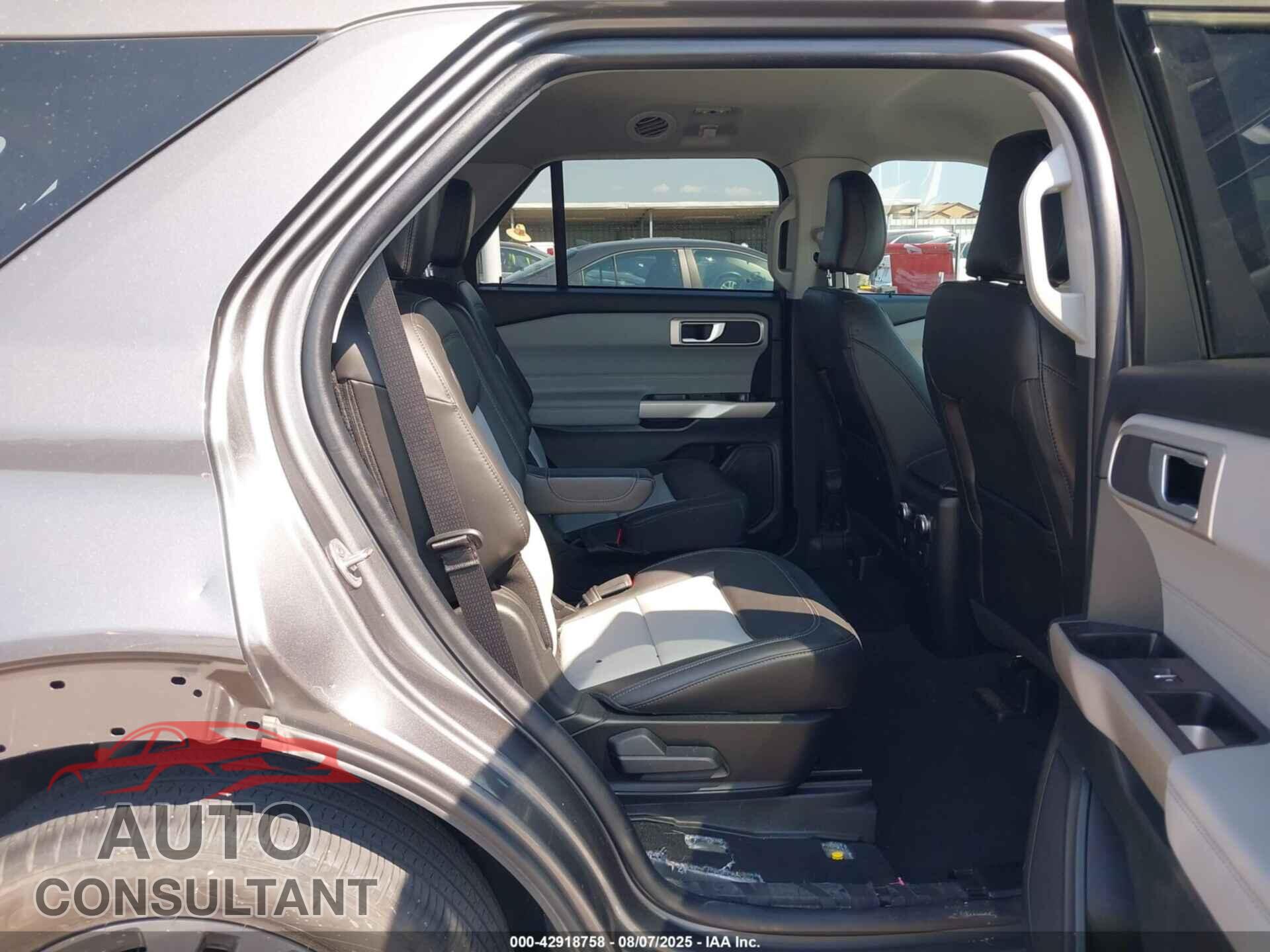 FORD EXPLORER 2023 - 1FMSK7DHXPGB52165