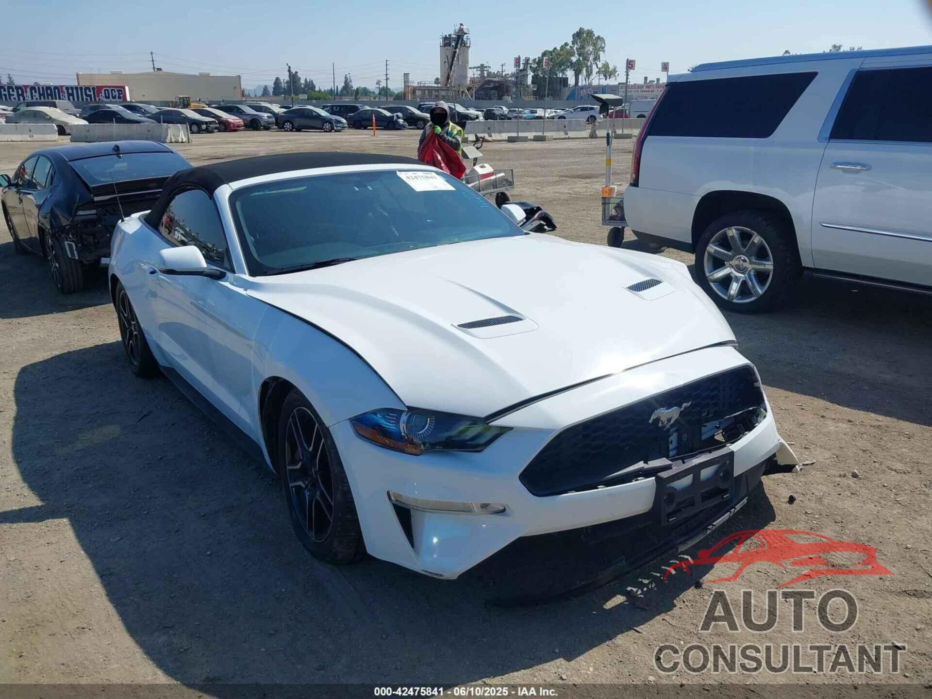 FORD MUSTANG 2020 - 1FATP8UH0L5105965