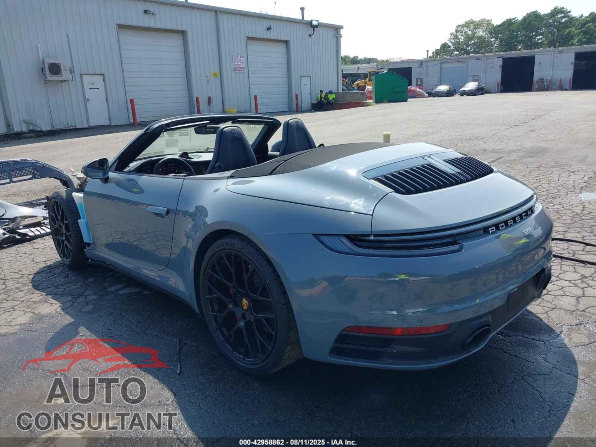 PORSCHE 911 2024 - WP0CA2A98RS238215