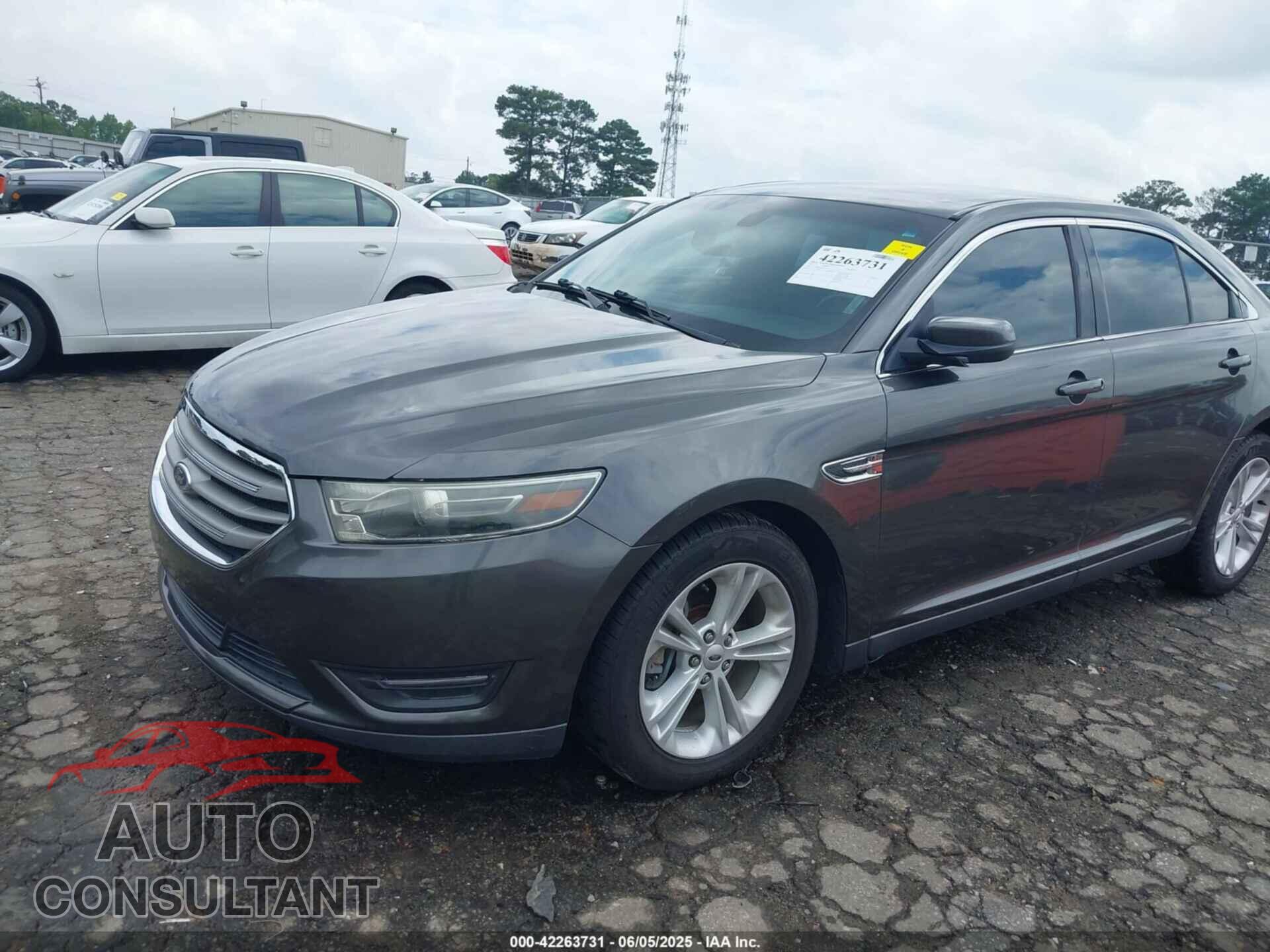 FORD TAURUS 2015 - 1FAHP2E85FG175343
