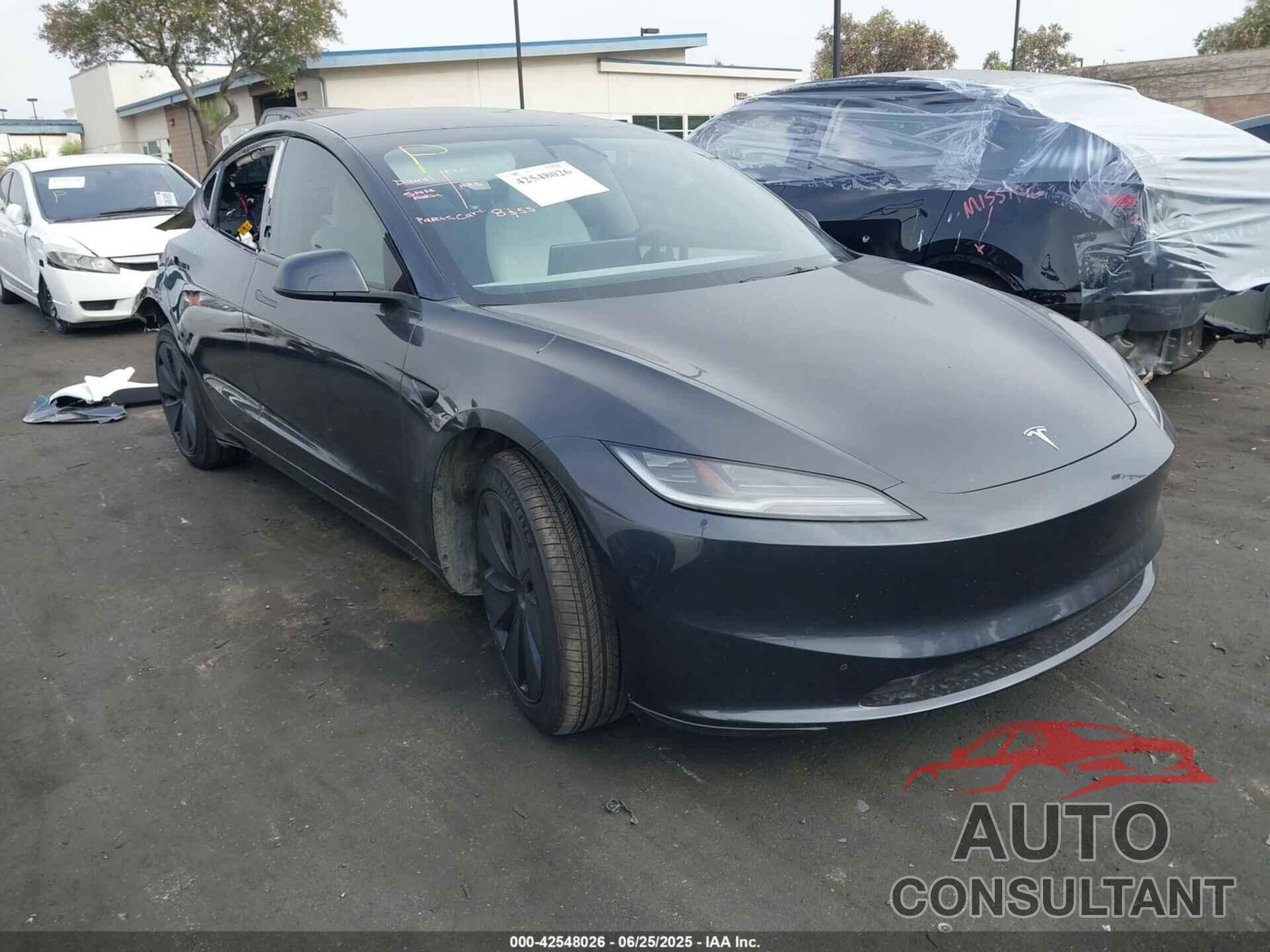 TESLA MODEL 3 2024 - 5YJ3E1EA5RF866605