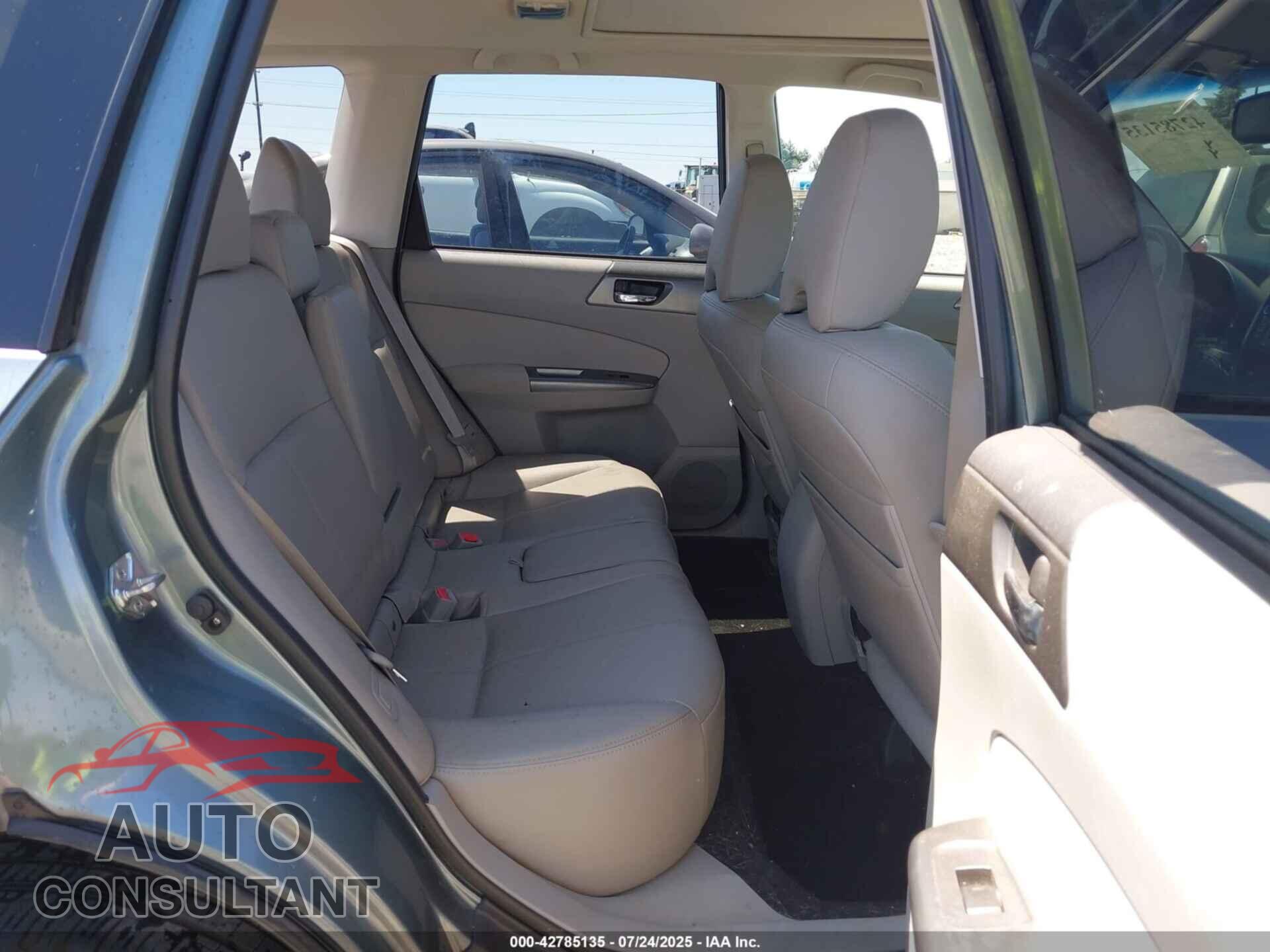 SUBARU FORESTER 2013 - JF2SHAEC3DH421732