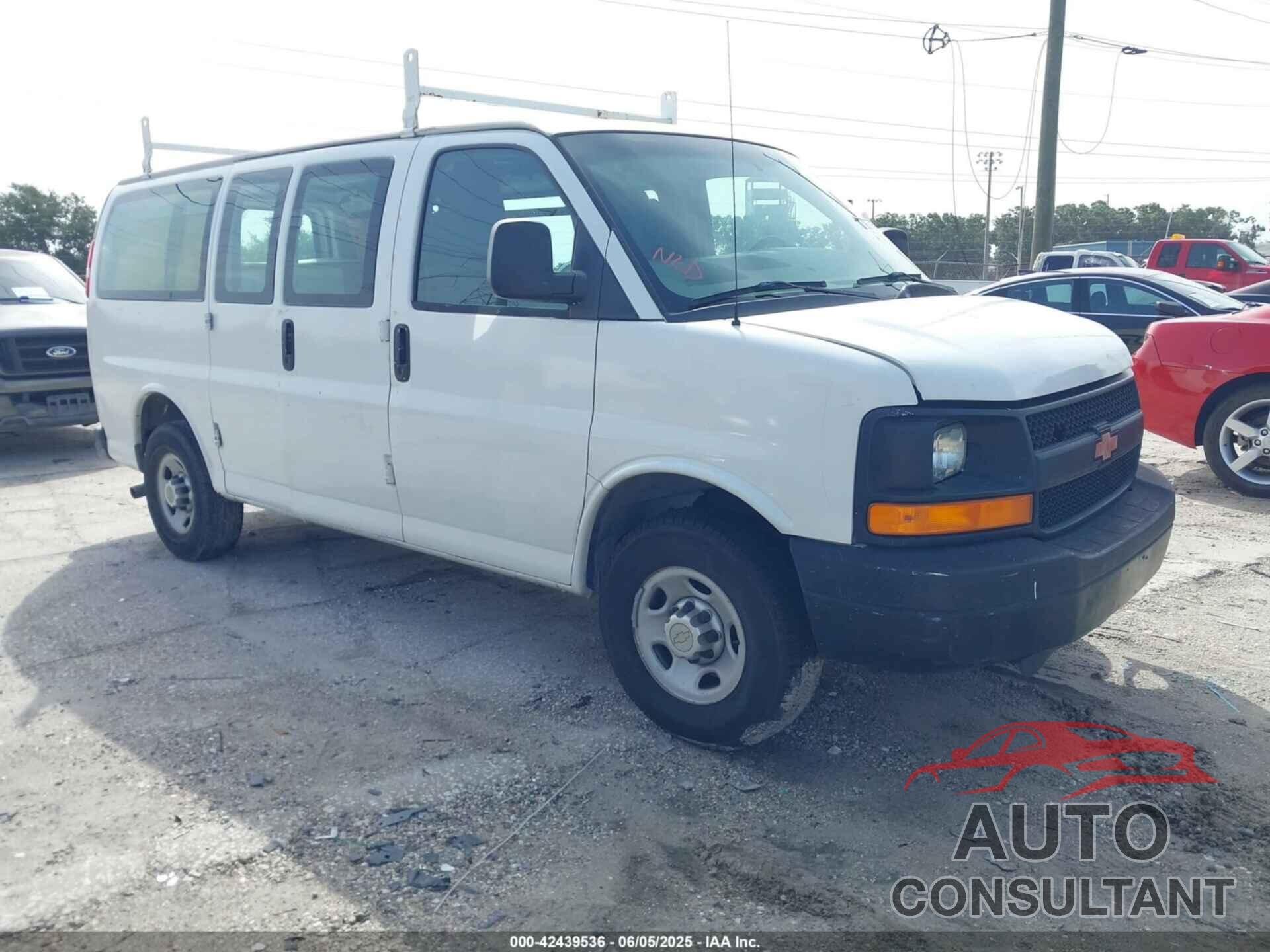CHEVROLET EXPRESS 2500 2012 - 1GCWGFCA2C1121527
