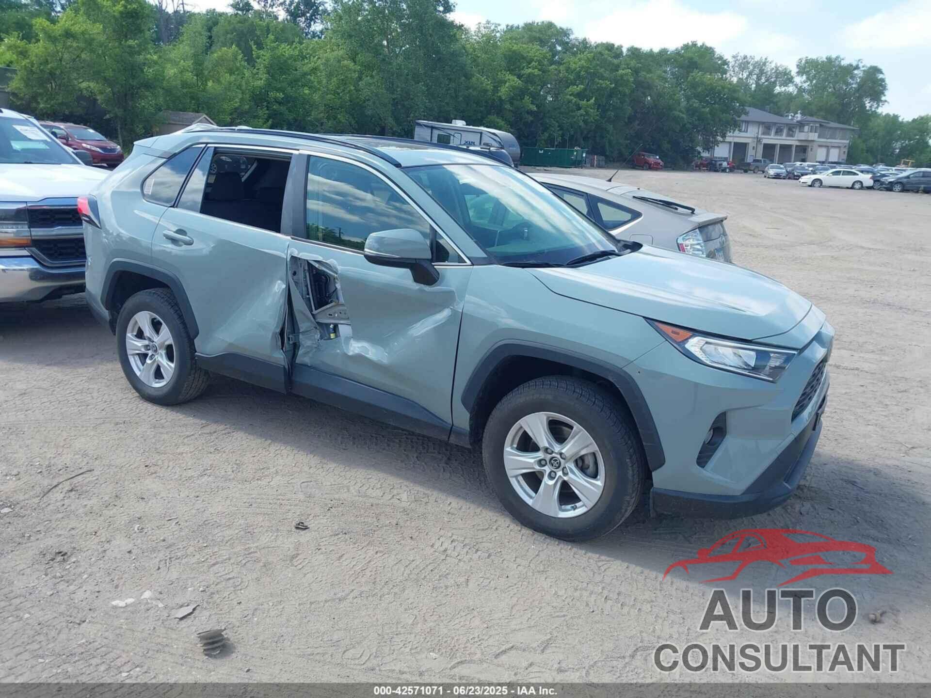 TOYOTA RAV4 2019 - JTMP1RFV1KD023026