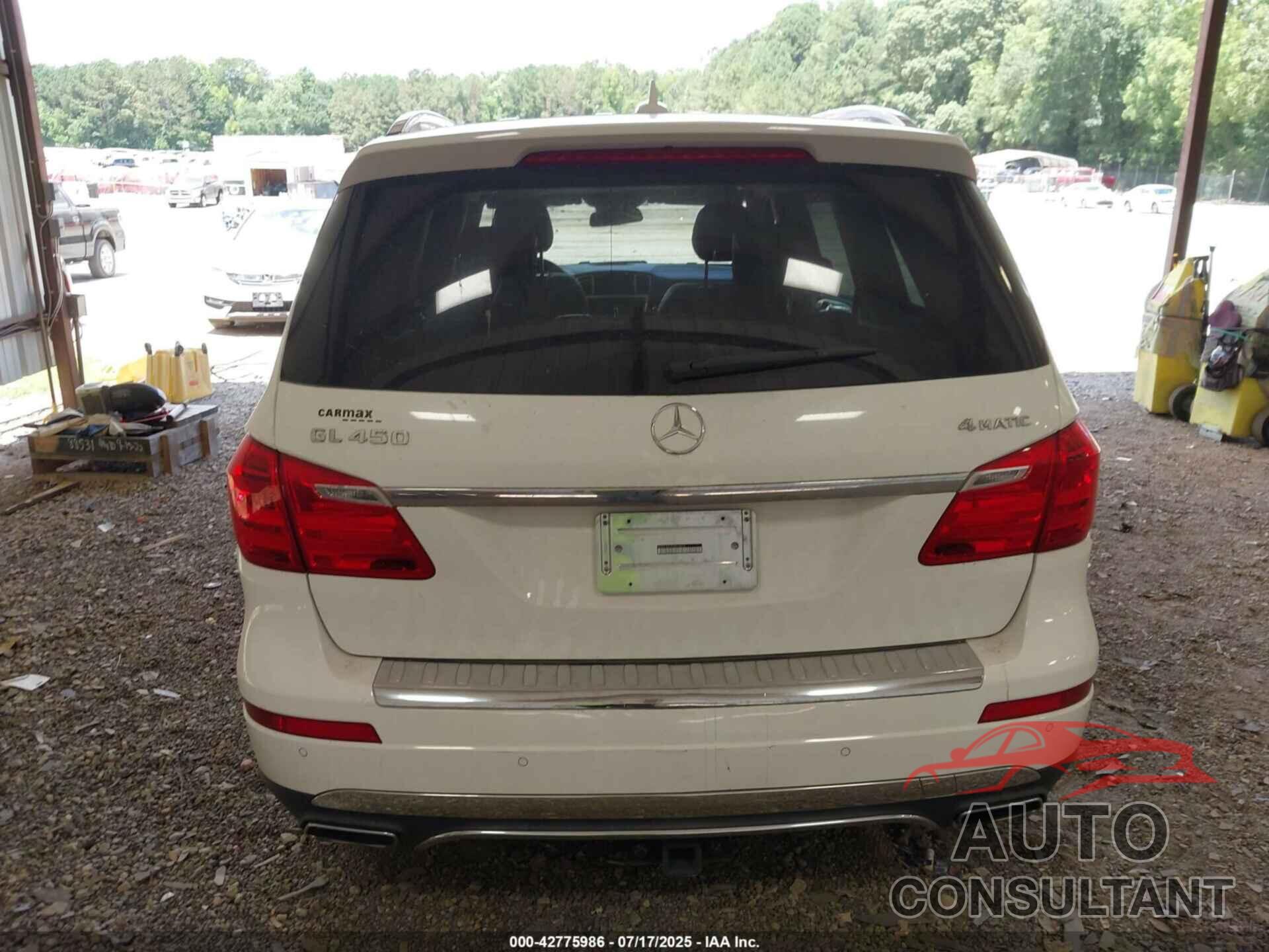 MERCEDES-BENZ GL 450 2015 - 4JGDF6EE2FA470472