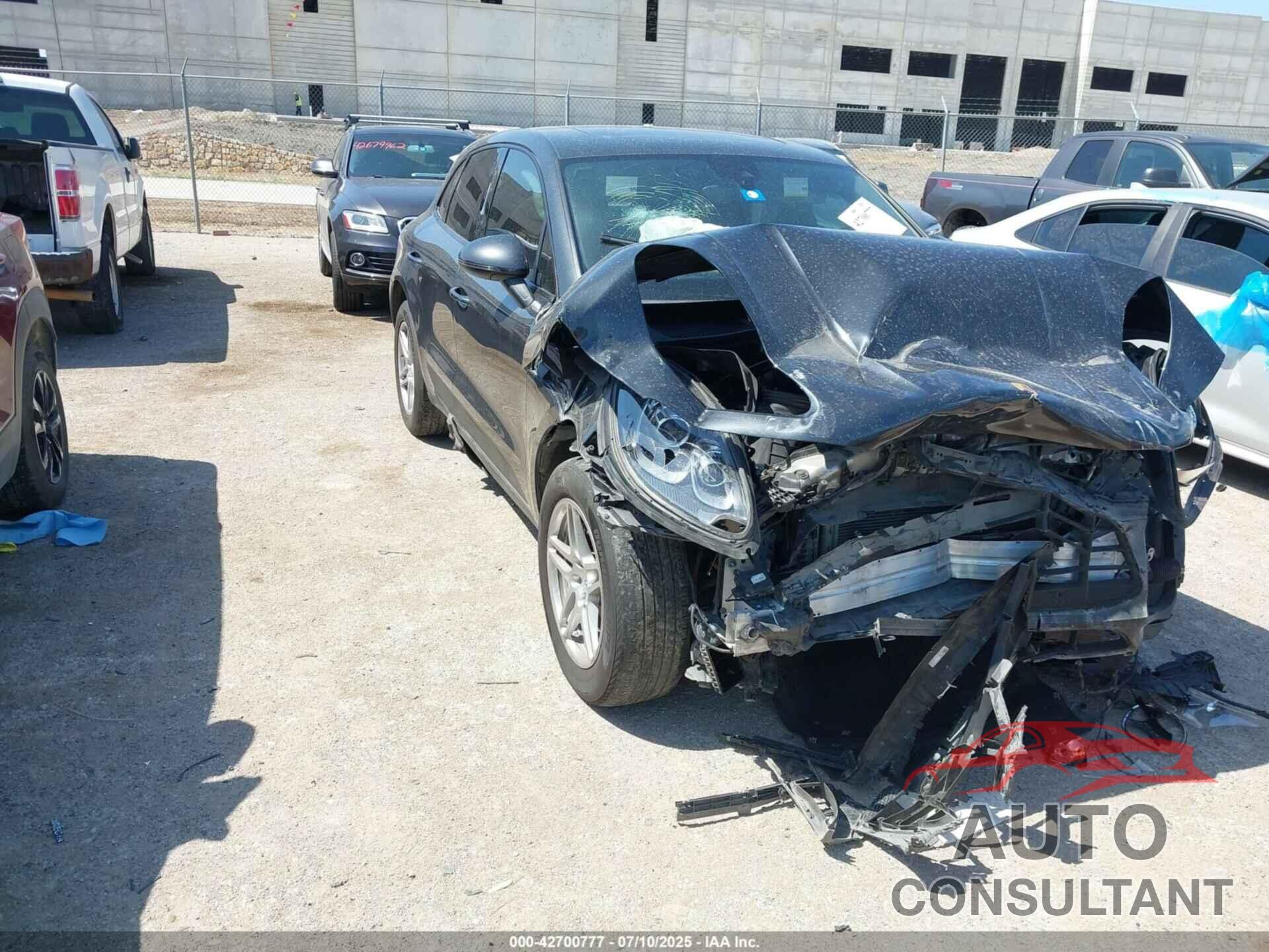 PORSCHE MACAN 2017 - WP1AA2A51HLB04884