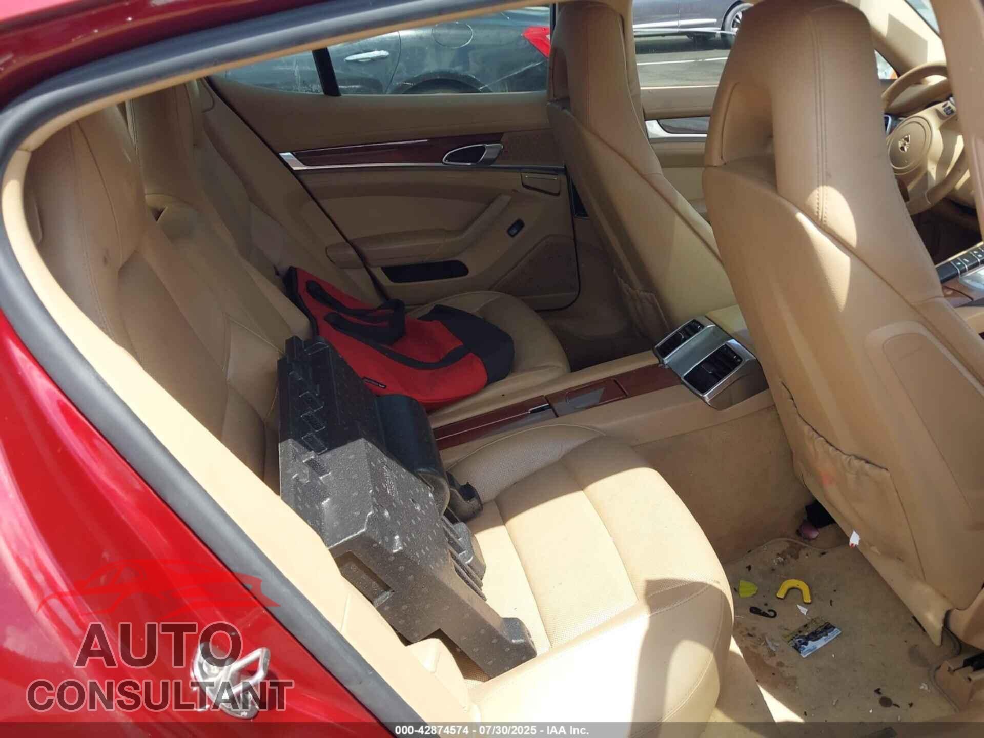PORSCHE PANAMERA 2011 - WP0AA2A74BL010928