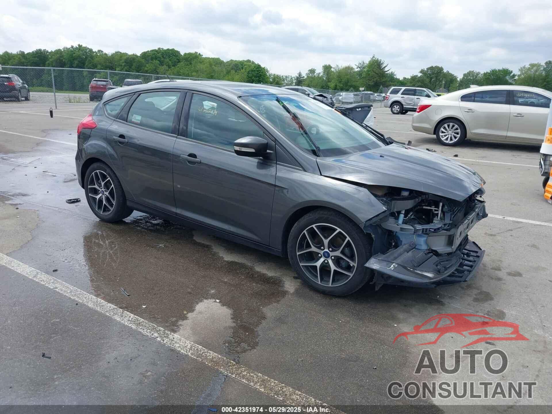 FORD FOCUS 2017 - 1FADP3M25HL313314