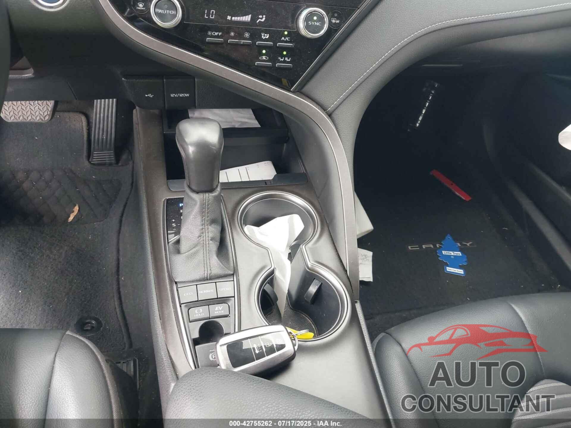 TOYOTA CAMRY 2022 - 4T1G31AK6NU580426