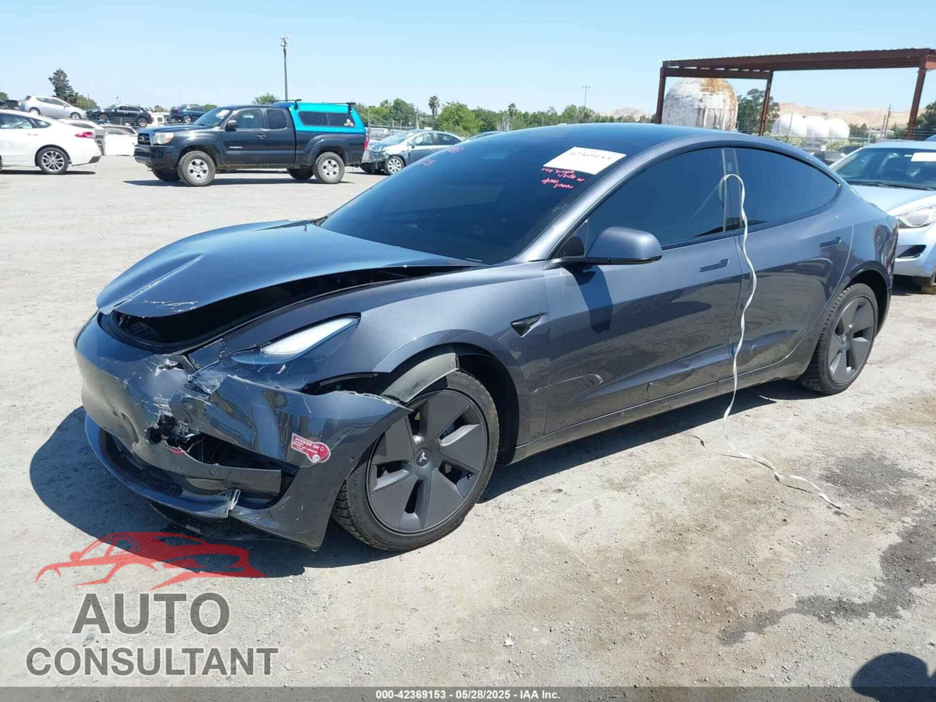 TESLA MODEL 3 2022 - 5YJ3E1EA2NF331709