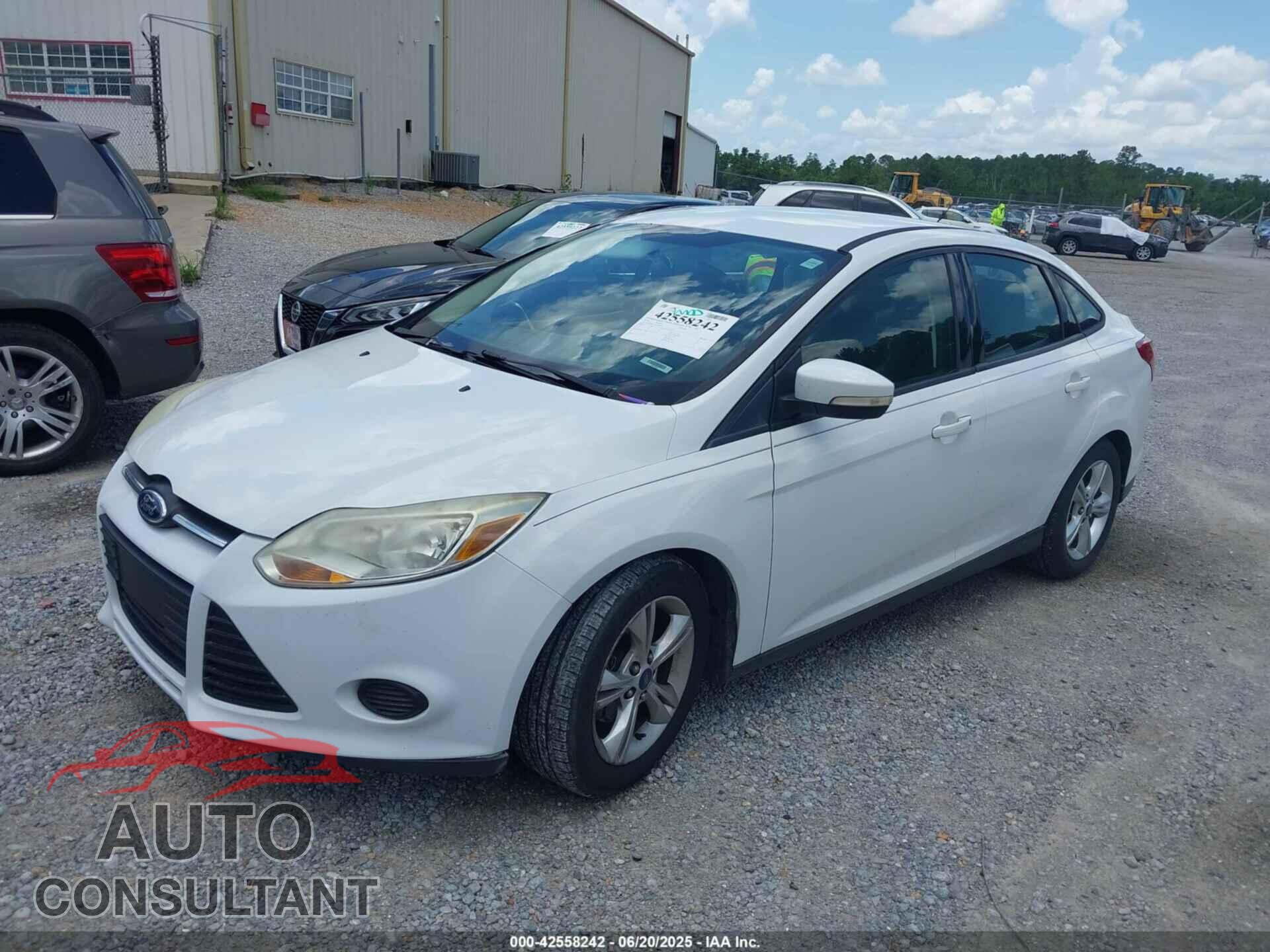FORD FOCUS 2014 - 1FADP3F21EL145017