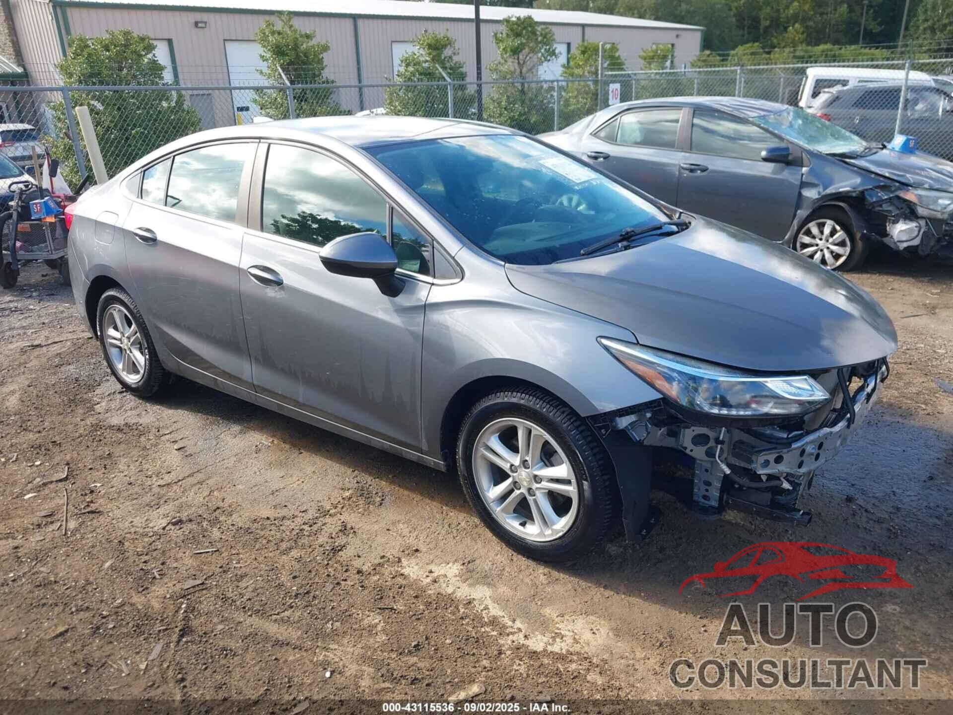 CHEVROLET CRUZE 2018 - 1G1BE5SM0J7189399