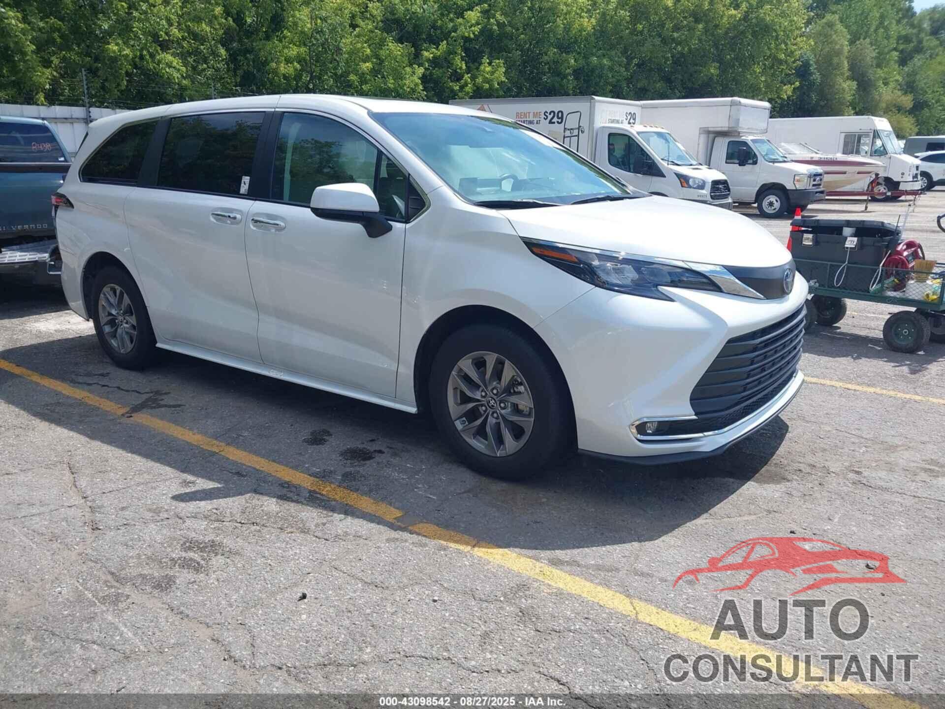TOYOTA SIENNA 2024 - 5TDYRKEC7RS202948
