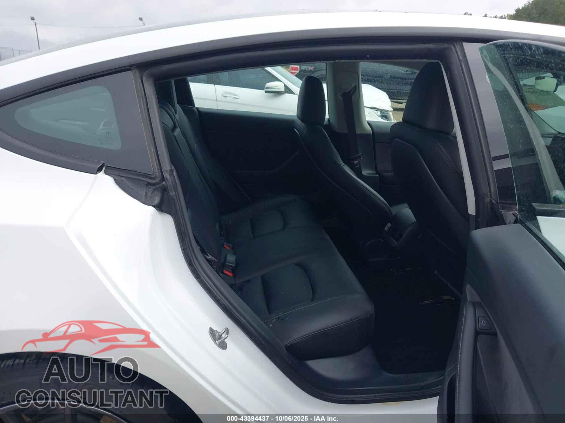 TESLA MODEL 3 2023 - 5YJ3E1EA3PF593547