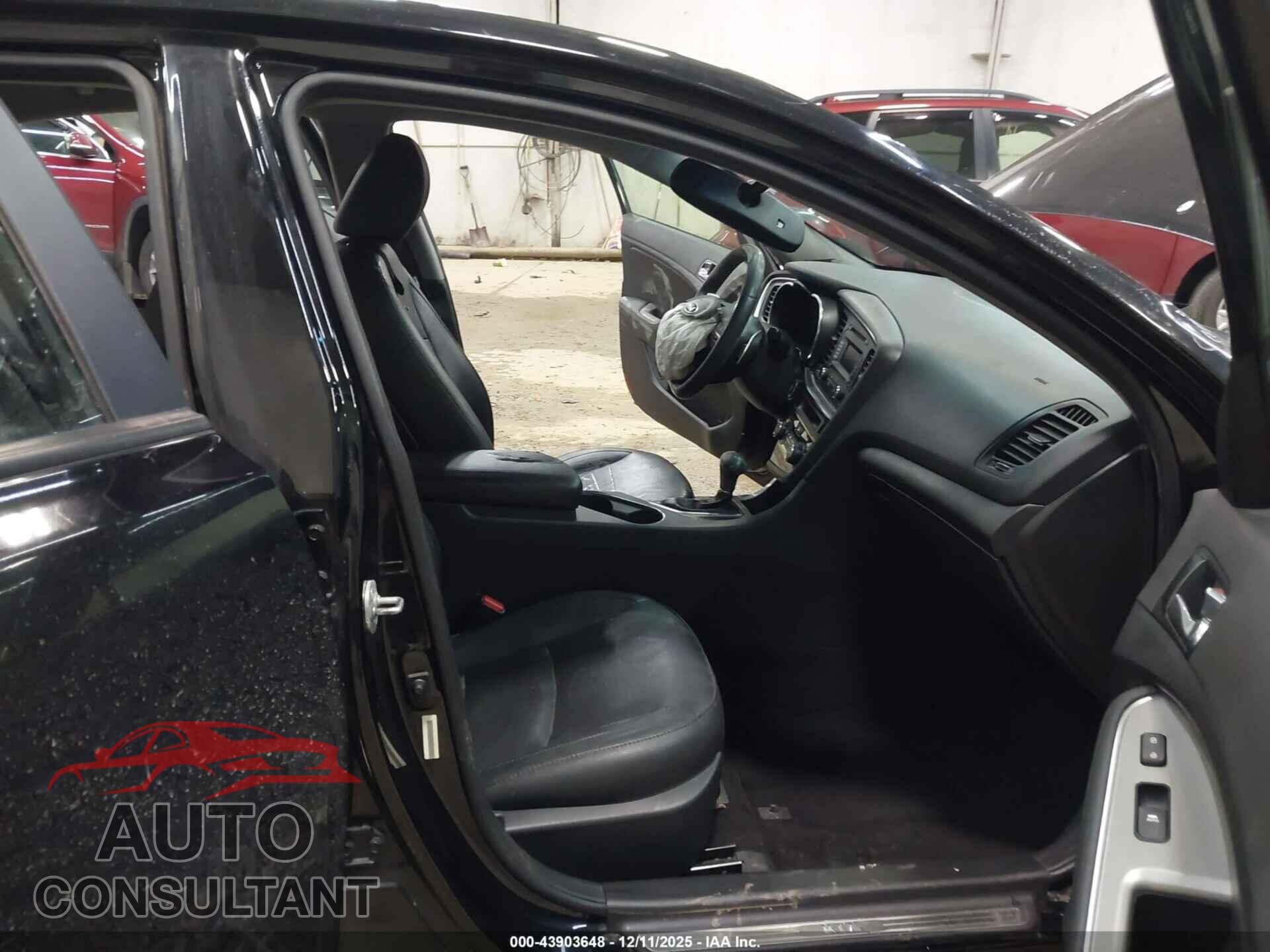 KIA OPTIMA 2014 - 5XXGR4A63EG335936