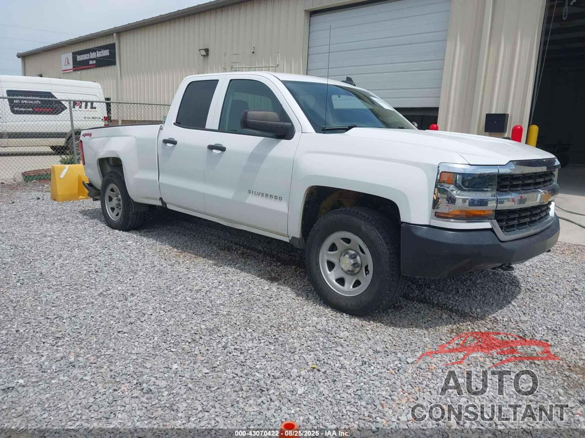 CHEVROLET SILVERADO 1500 2017 - 1GCVKNEC4HZ385957
